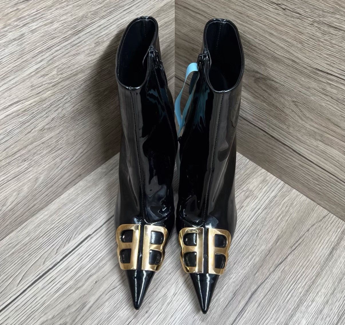 Balenciaga Balenciaga Black & Gold Double B Heeled Ankle Boots J41 Size US 6 / IT 36 - 2 Thumbnail