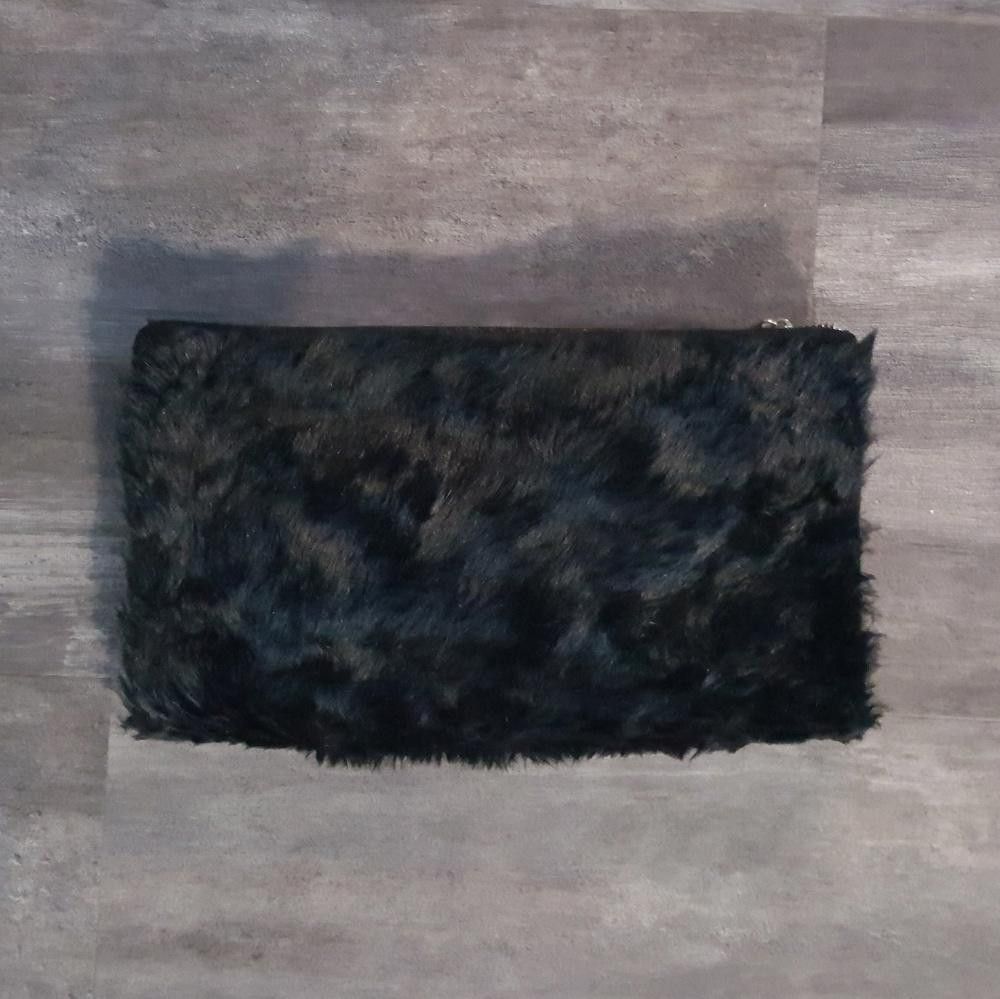 Designer Black Faux Fur Detailed Clutch Size ONE SIZE - 1 Thumbnail