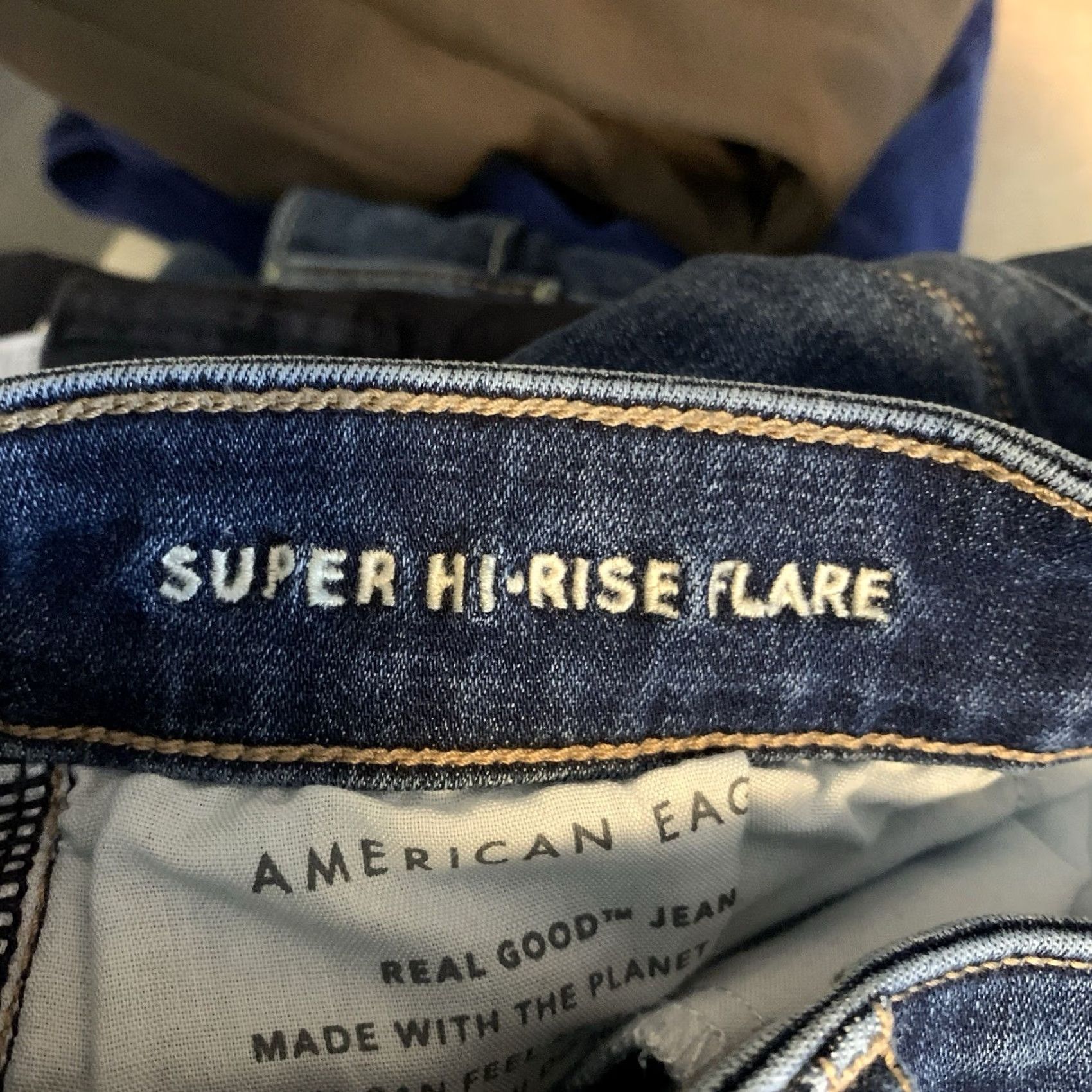 American Eagle Outfitters American Eagle Jeans Womens 6 Blue Super High Rise Flare Hippie Preppy Cowgirl Shirt? Size 28" / US 6 / IT 42 - 4 Thumbnail