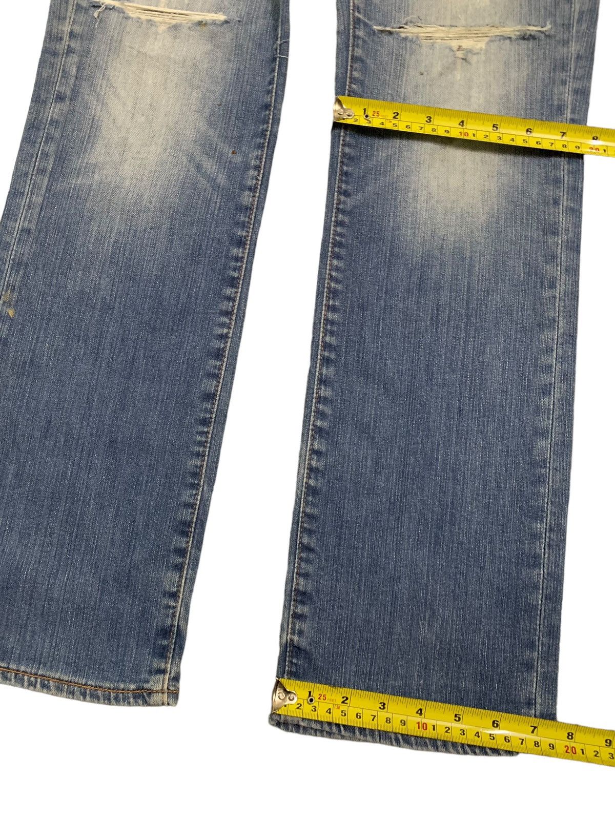 Levi's Vintage Clothing Vintage Y2K Levis 511 Blue Washed Distressed Grunge Jeans Size US 32 / EU 48 - 17 Thumbnail