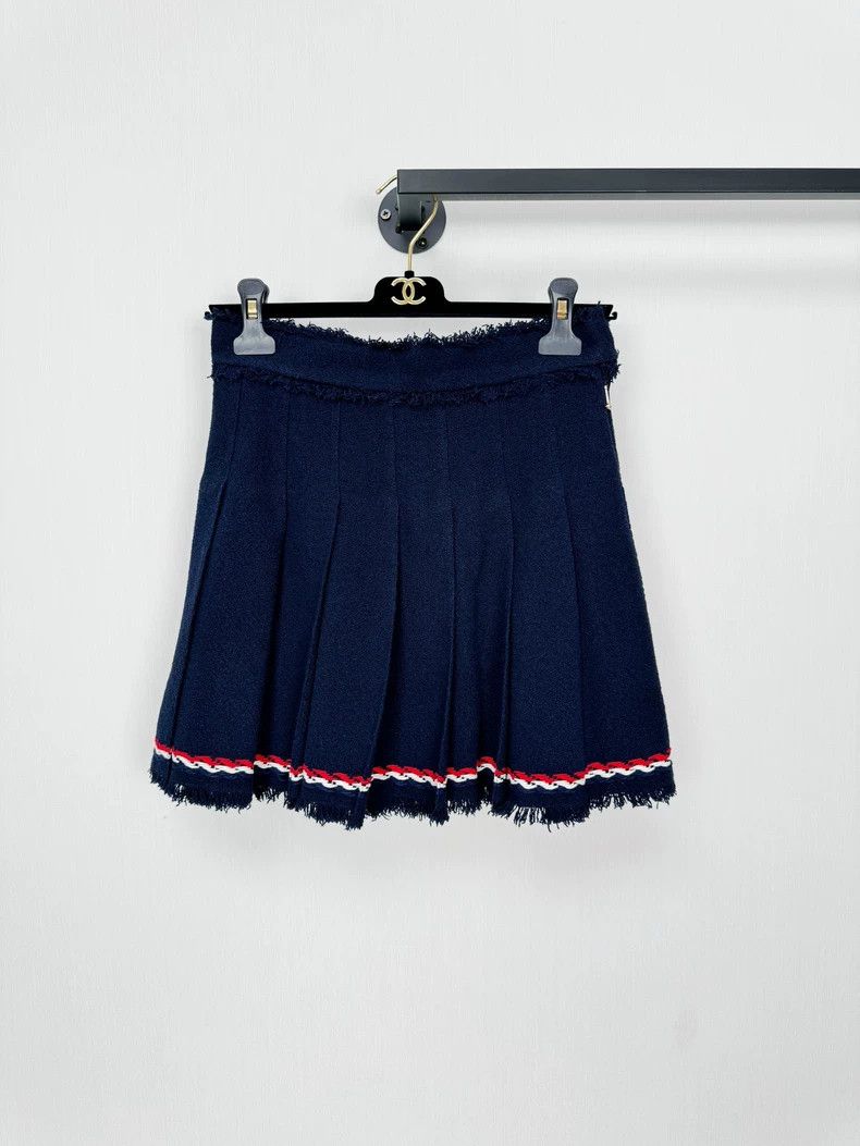 Thom Browne Thom browne Skirt 2503-Nextarrow Size 25" / US 0 / IT 36 - 1 Thumbnail
