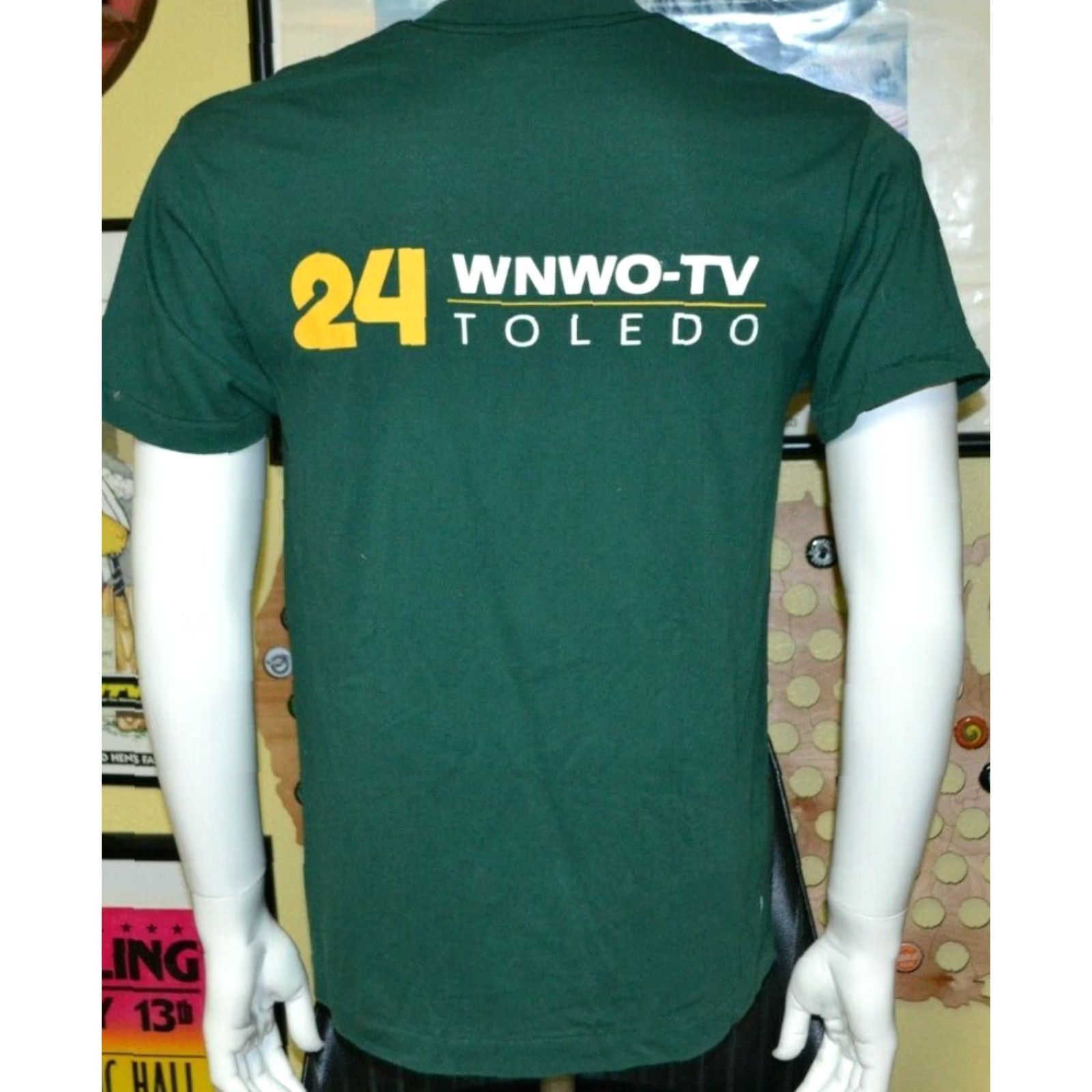 Vintage VTG Selec-T TV MASH Promo T-Shirt Green Large Mens ID 50.50 20x29 WNWO 24 Toledo M*A*S*H Graphic Tee Size US L / EU 52-54 / 3 - 4 Thumbnail