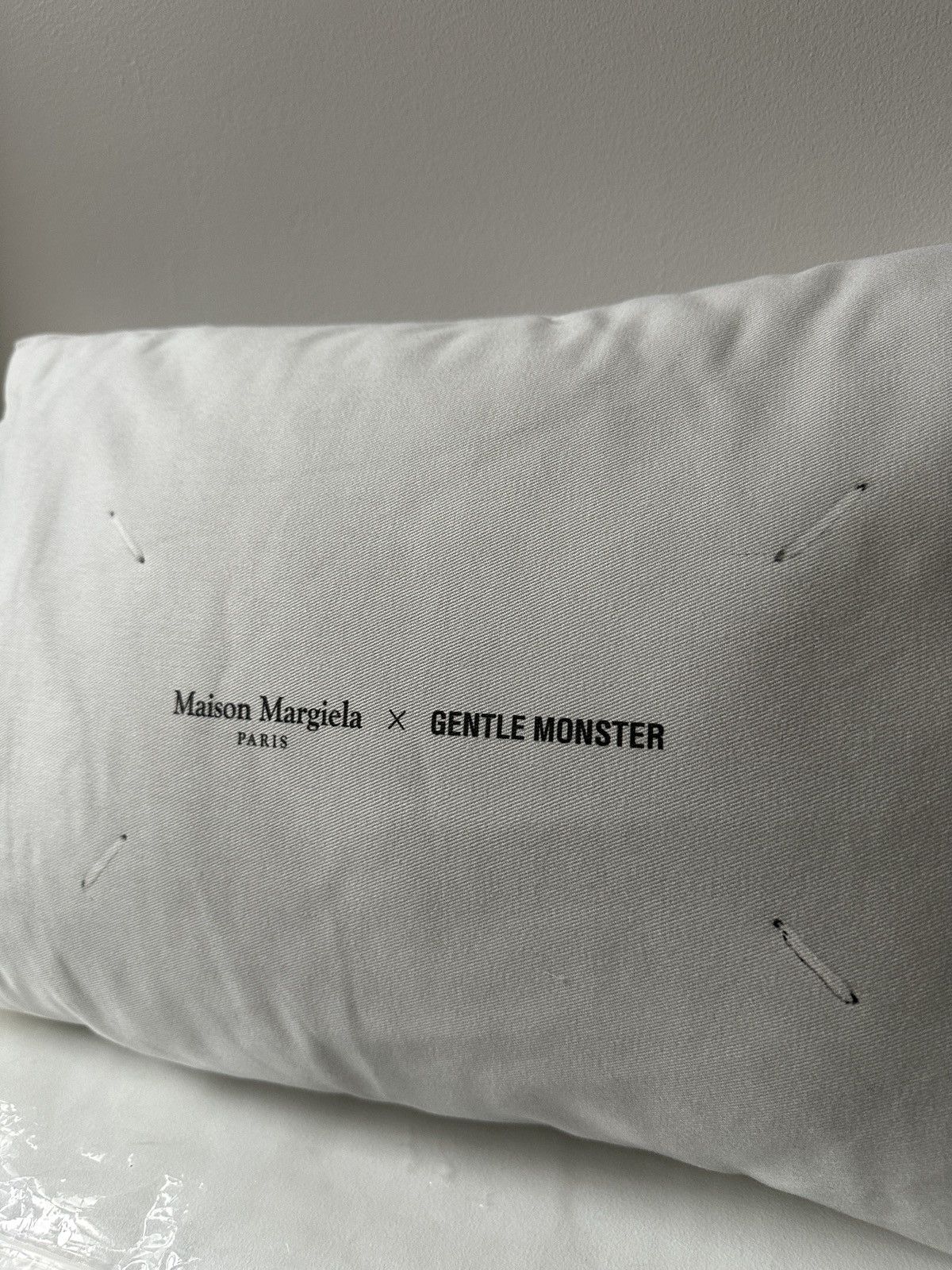 Gentle Monster × Maison Margiela Maison Margiela x Gentle Monster Pillow Size ONE SIZE - 7 Thumbnail