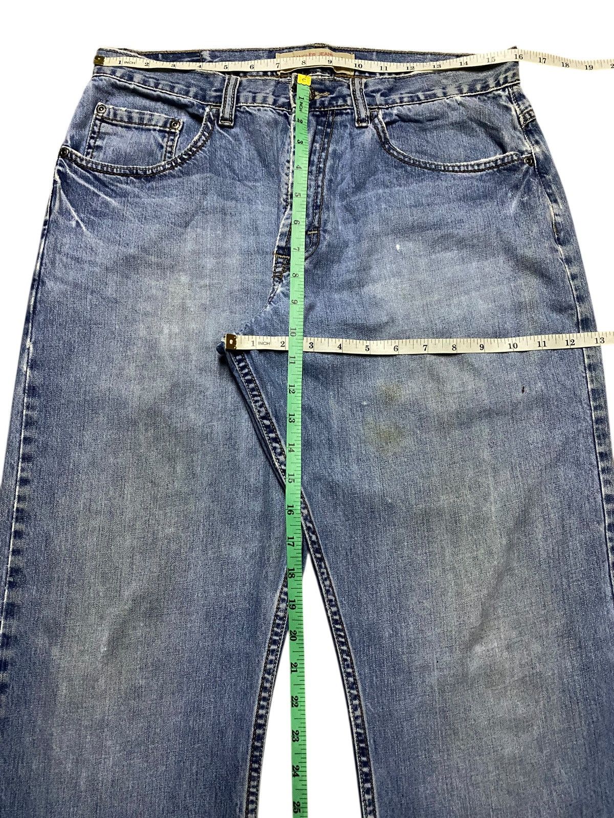 Wrangler Vintage Wrangler Relaxed Boot Light Wash Distressed Baggy Size US 32 / EU 48 - 12 Thumbnail