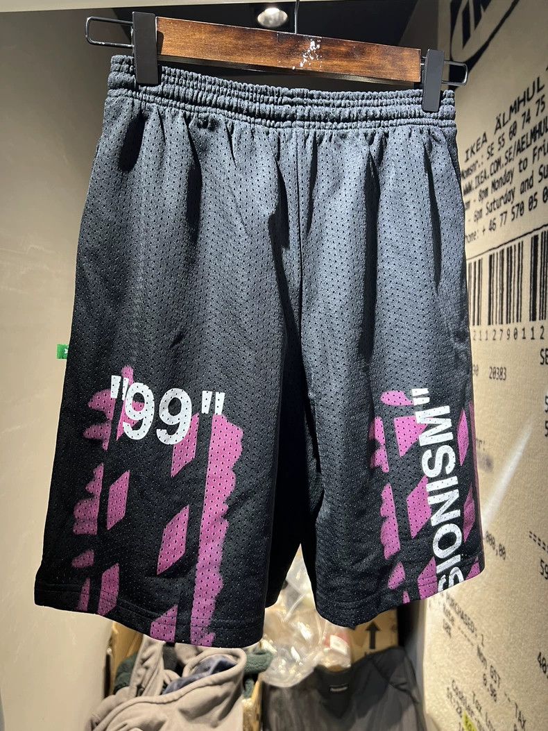 Off-White Off white size xs Mesh Shorts 2504-Nextarrow Size US 28 / EU 44 - 2 Thumbnail