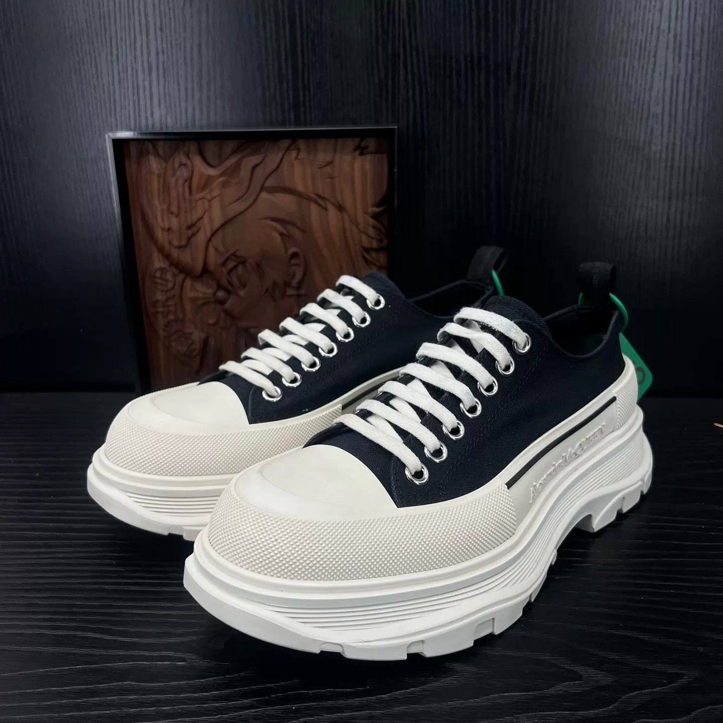 Alexander McQueen Alexander McQueen Martin 42.5 B&W Size US 9.5 / EU 42-43 - 1 Thumbnail