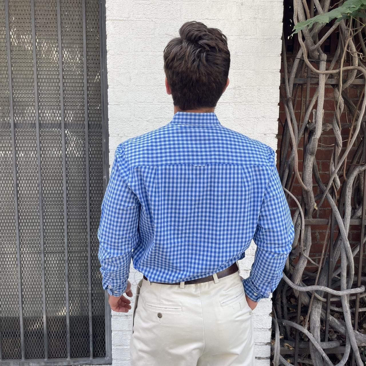 Club Room Club room Blue and white checkered lbutton down shirt sz M Size US M / EU 48-50 / 2 - 2 Thumbnail
