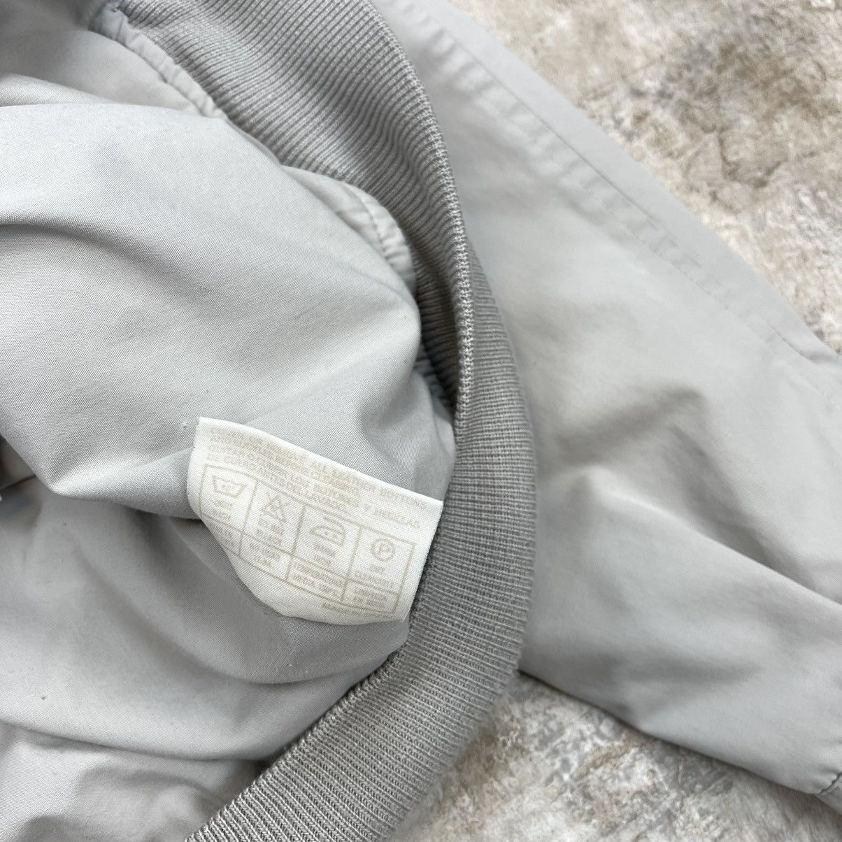 Burberry × Vintage BURBERRY LIGHT BOMBER JACKET GREY LOGO Size US M / EU 48-50 / 2 - 12 Thumbnail
