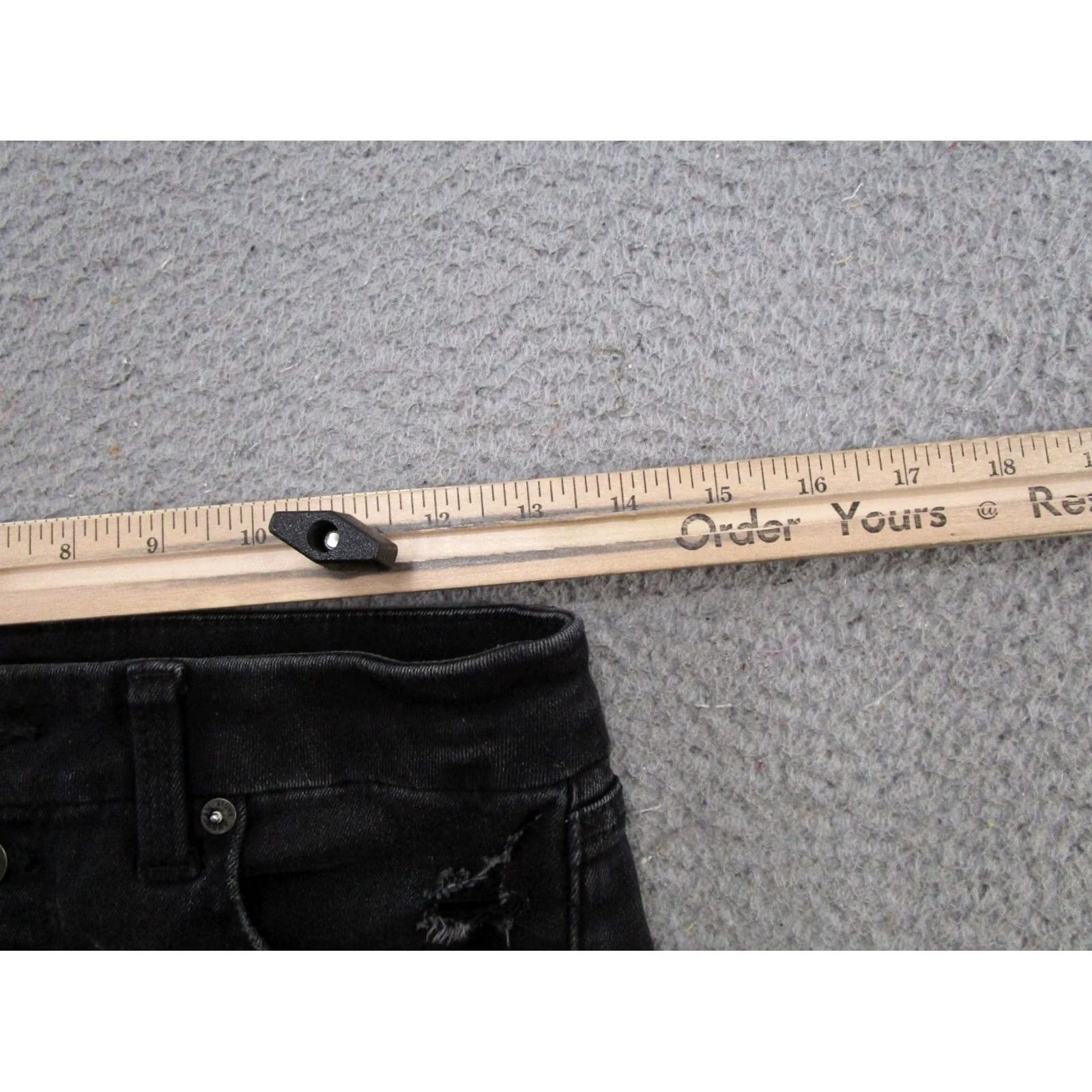American Eagle Outfitters American Eagle Outfitters Shortie Shorts Button Fly Size 6 Denim Black High Rise 5-Pocket Stretch Womens Casual Summer Vintage No N/A Size 28" / US 6 / IT 42 - 5 Thumbnail