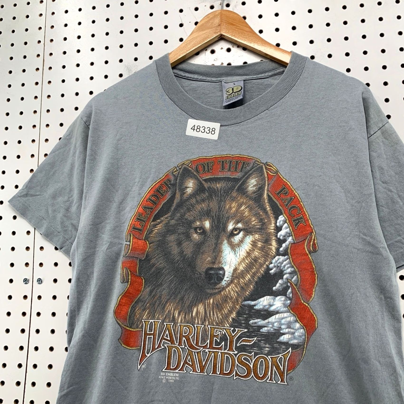 Harley Davidson VINTAGE Harley-Davidson 3D Emblem Wolf T Shirt Leader of the Pack Gray Men L Short Sleeve Crew Neck Graphic Print Logo 90s Bikes Animal 1990s Womens? Size US L / EU 52-54 / 3 - 6 Thumbnail