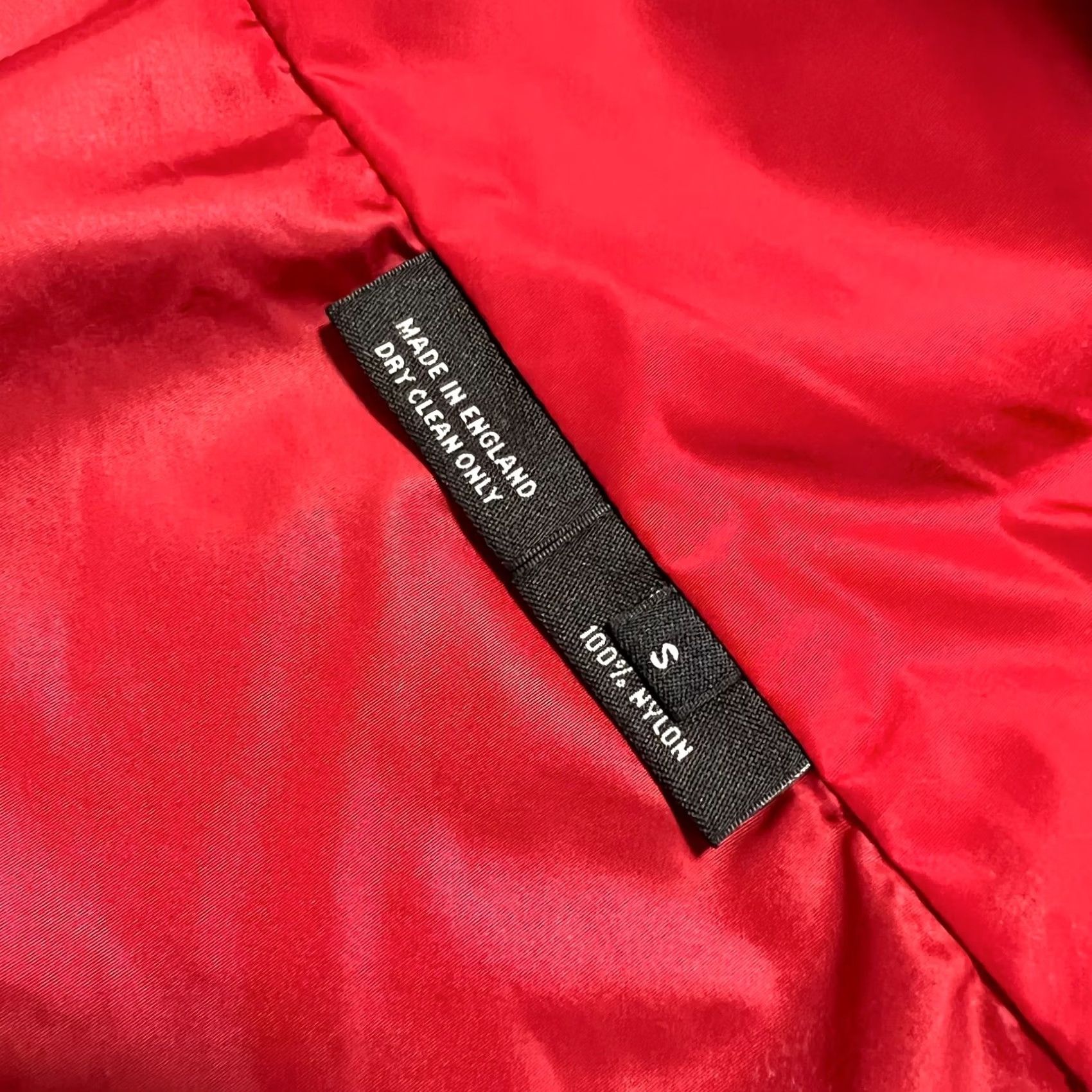 Lee Lee Roach Windbreaker Jacket Men's Size S Red Nylon Zip Jacket Mens S Windbreaker Lee Roach Red Nylon Zip Jacket Size US S / EU 44-46 / 1 - 6 Thumbnail