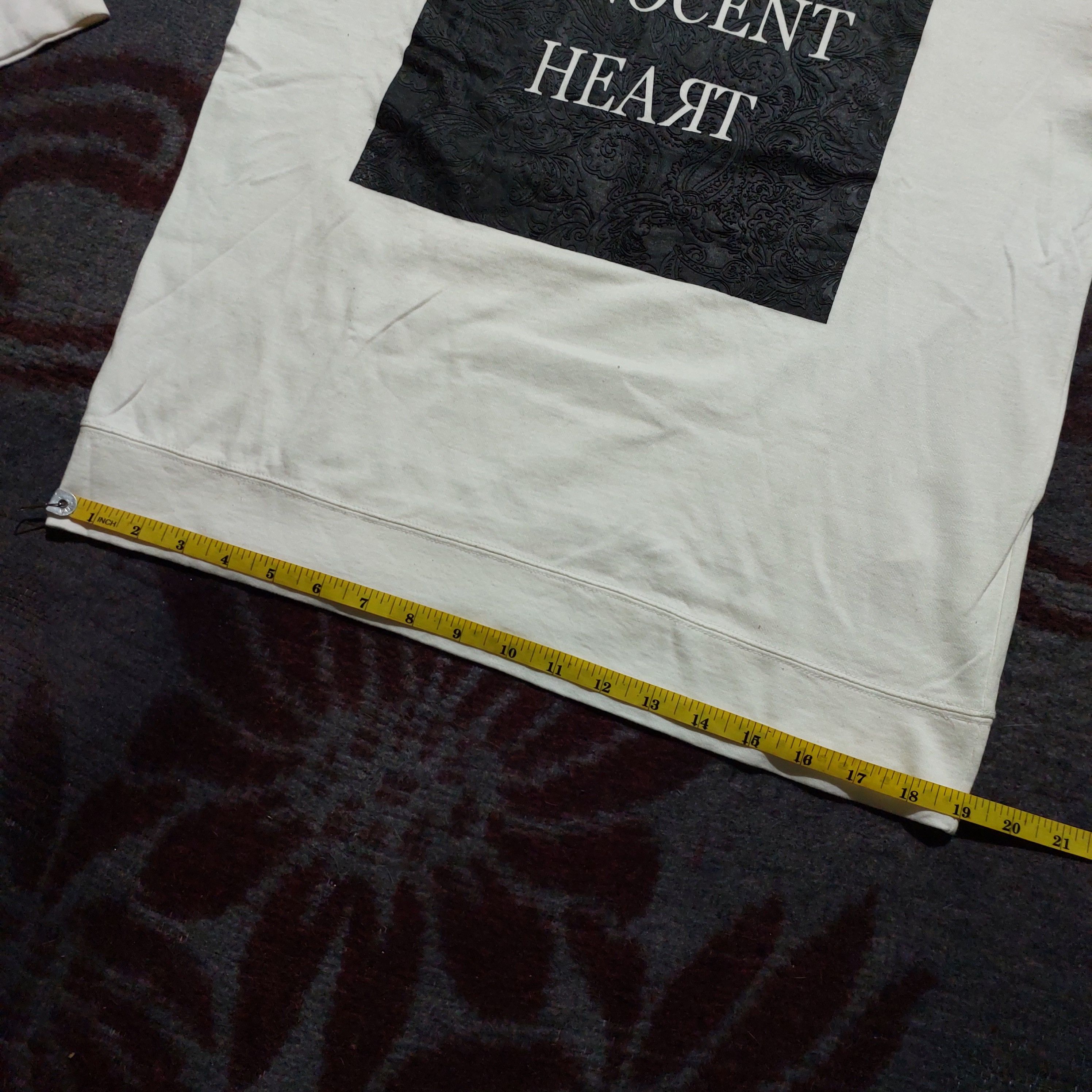 GOSTAR DE FUGA FUGA crewneck "INNOCENT HEART" white sweater Size US L / EU 52-54 / 3 - 12 Thumbnail