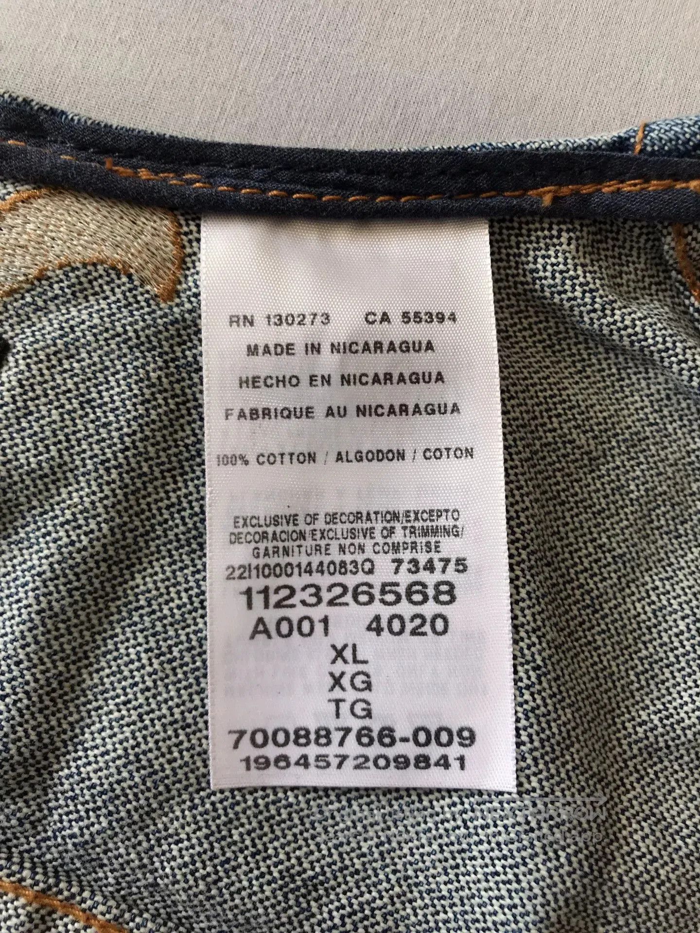 Wrangler Wrangler x Yellowstone Western Denim Vest. Size US XL / EU 56 / 4 - 9 Thumbnail