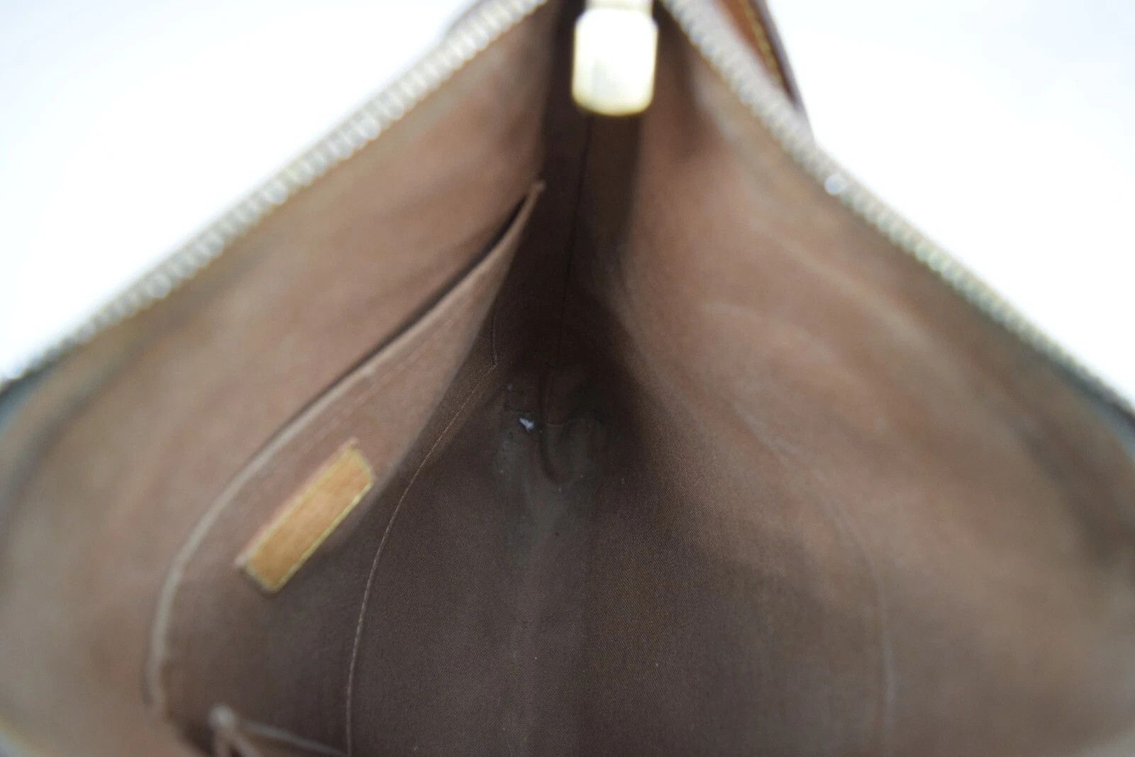 Louis Vuitton Louis Vuitton Odeon PM Crossbody Bag Monogram Canvas M56390 Size ONE SIZE - 16 Thumbnail