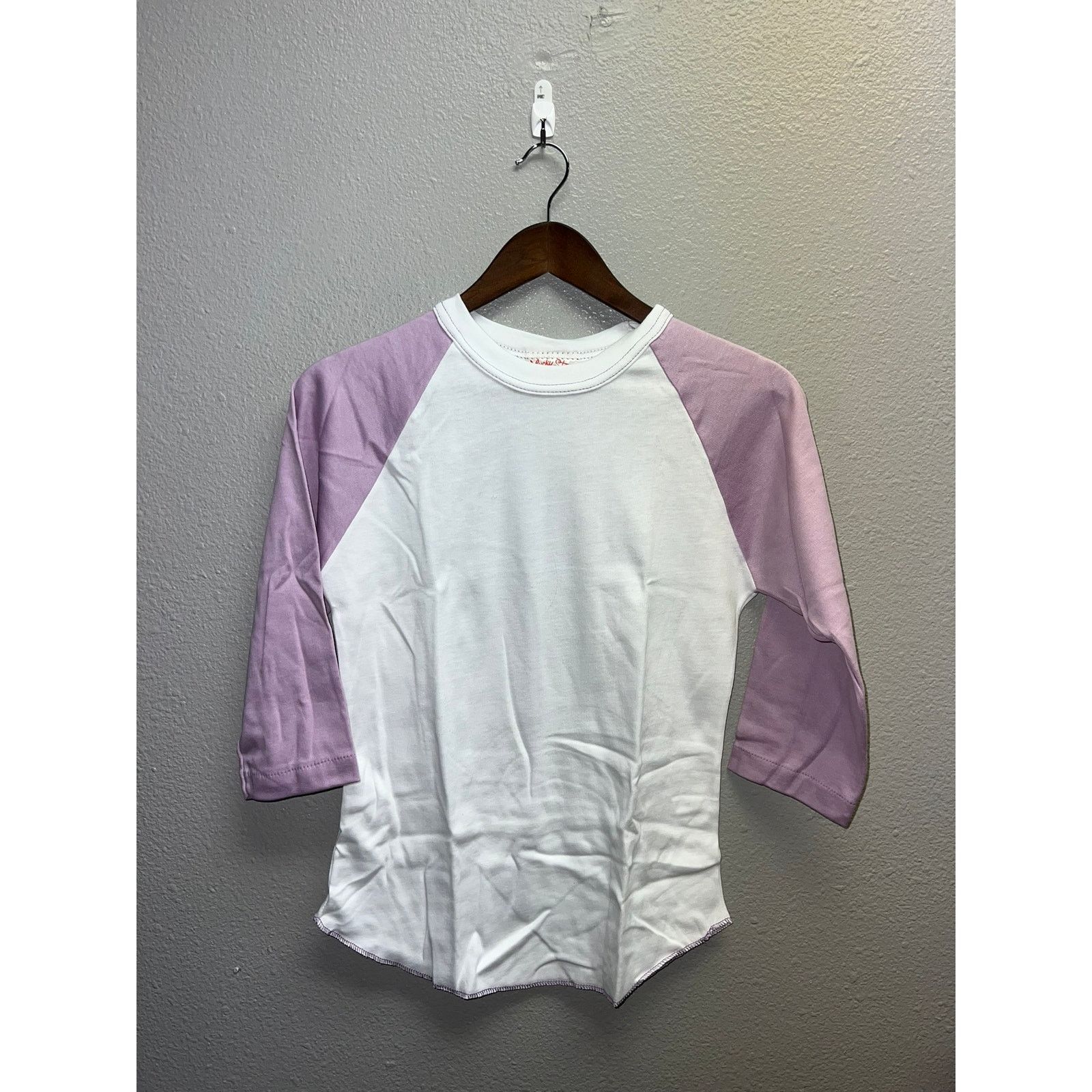 Vintage 80s Women's Vintage Lucky Star Light Purple Raglan Shirt M Size M / US 6-8 / IT 42-44 - 1 Thumbnail