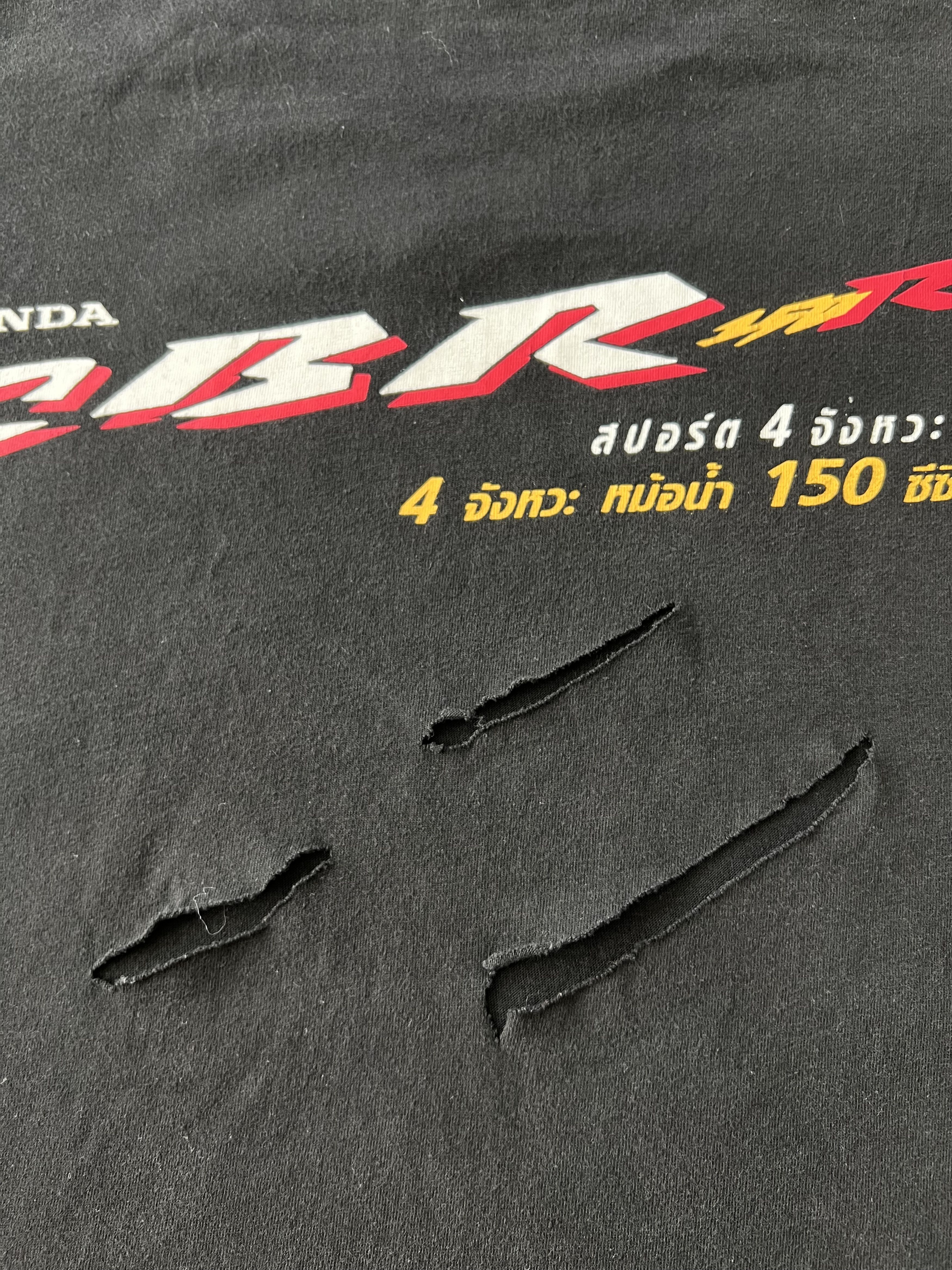 Honda Vintage 2000s Honda CBR 150 R Moto Bike Racing Promo T-shirt Size US L / EU 52-54 / 3 - 18 Thumbnail