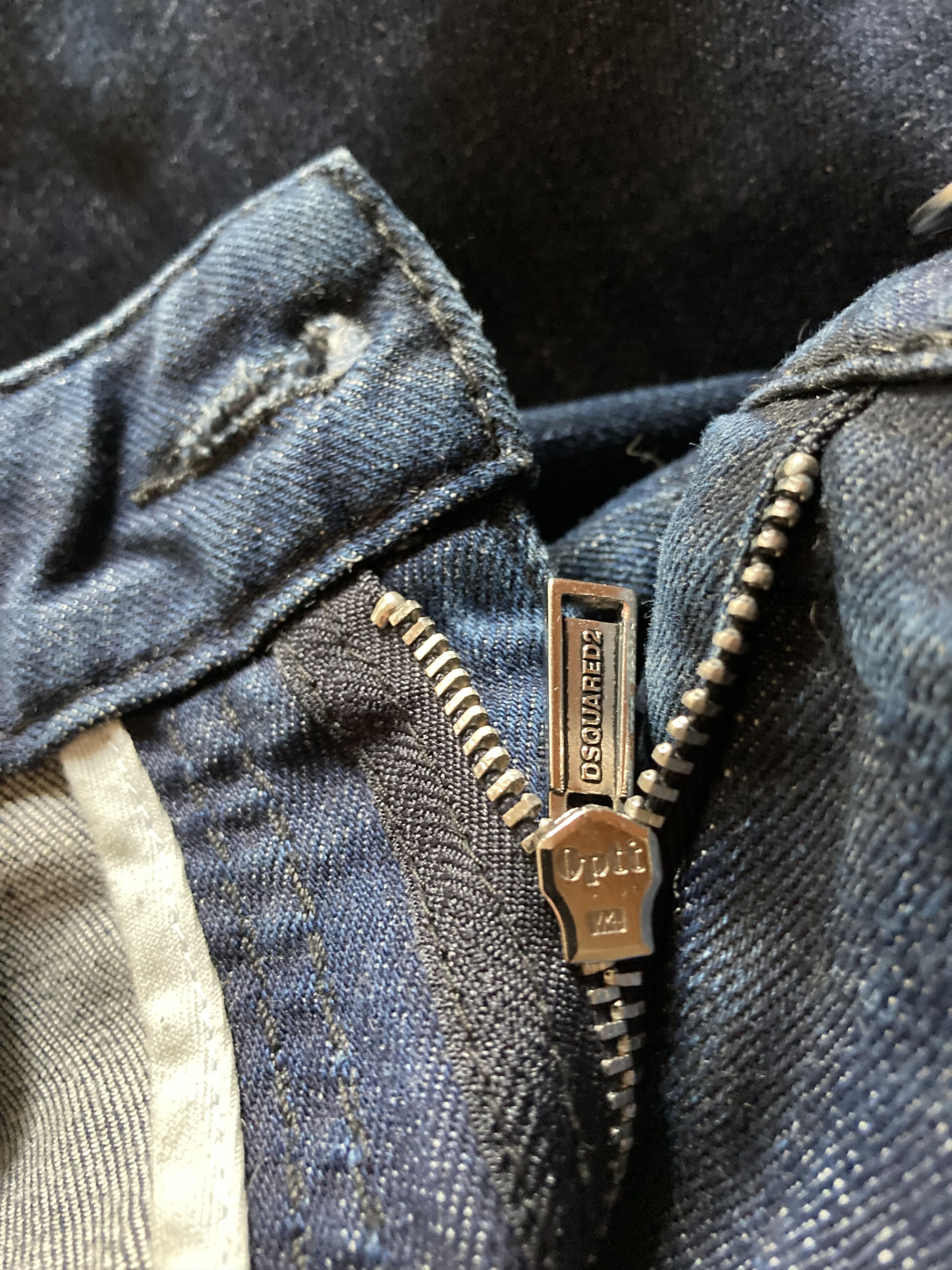 Dsquared2 Dsquared2 women luxury distressed cropped denim jeans Size 27" / US 4 / IT 40 - 8 Thumbnail