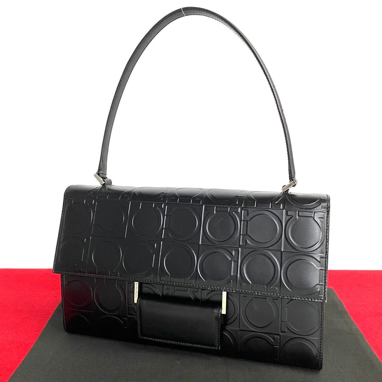 Salvatore Ferragamo Salvatore Ferragamo Shoulder Bag Black Leather Size ONE SIZE - 1 Thumbnail