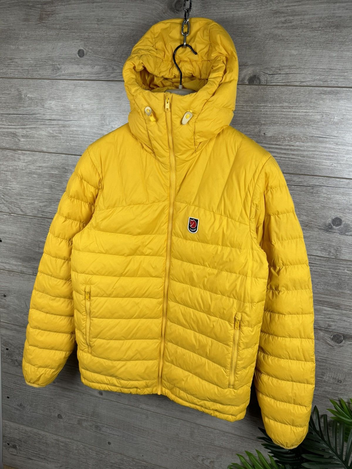 Fjallraven Fjallraven Outdoor Puffer EXPEDITION SERIES size M Size US M / EU 48-50 / 2 - 23 Thumbnail