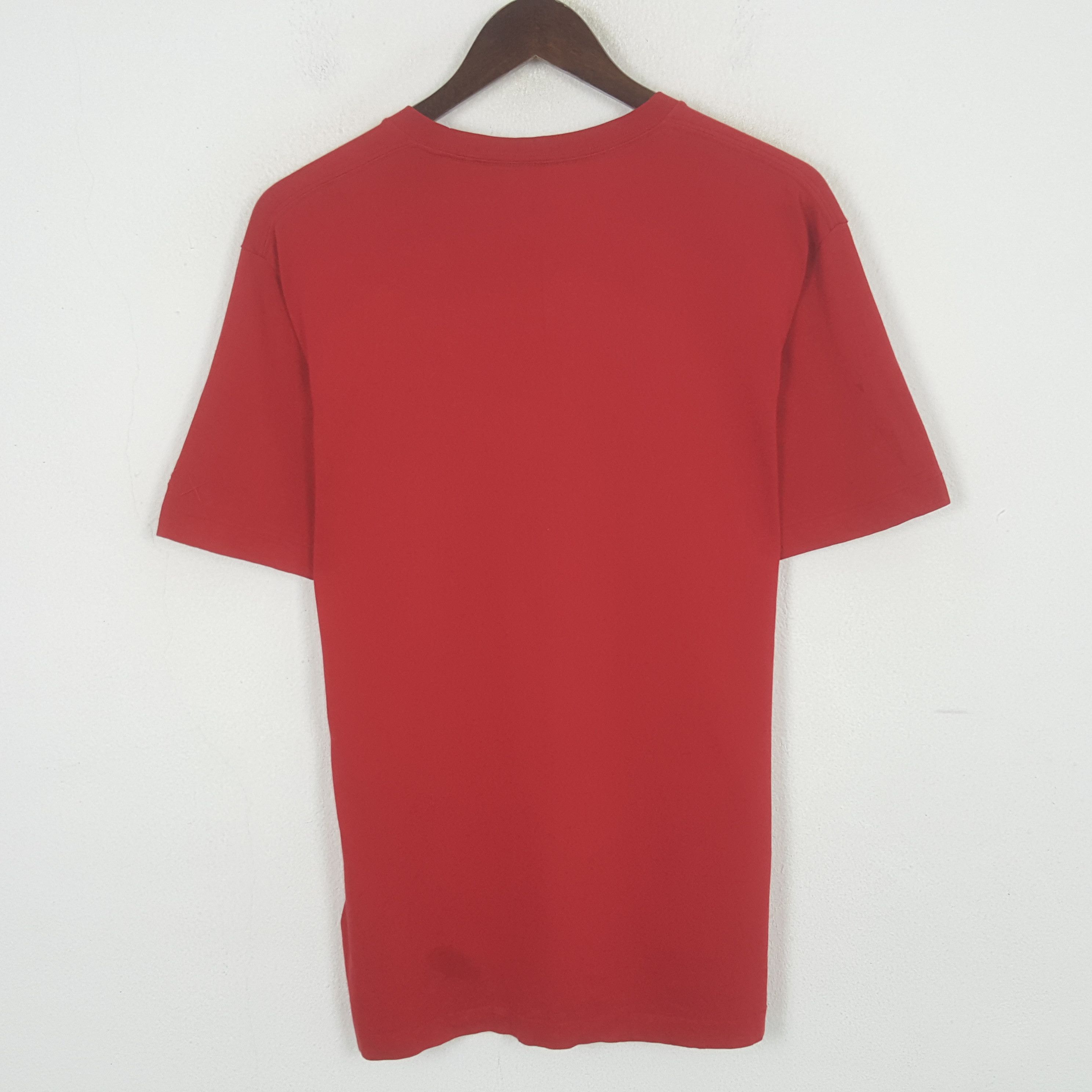 Kaws Vintage Kaws Big Logo Tshirt Size US L / EU 52-54 / 3 - 3 Thumbnail
