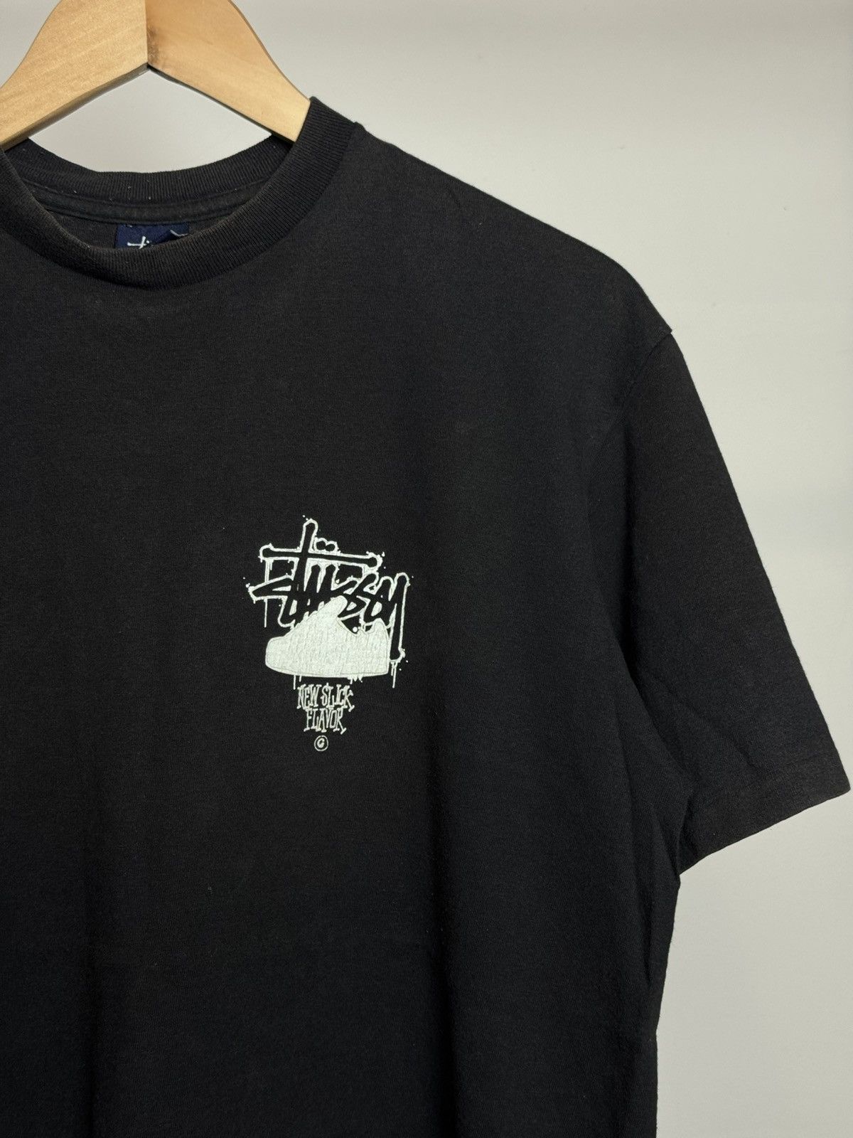 Stussy Vintage Stüssy Shuffle Tee in black. Size US L / EU 52-54 / 3 - 4 Thumbnail