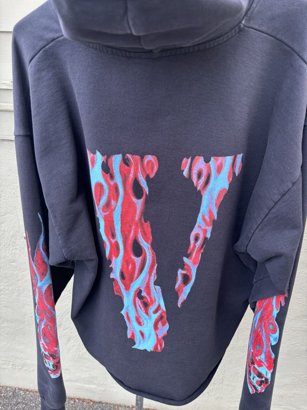 Vlone Vlone flame skull hoodie Size US L / EU 52-54 / 3 - 5 Thumbnail
