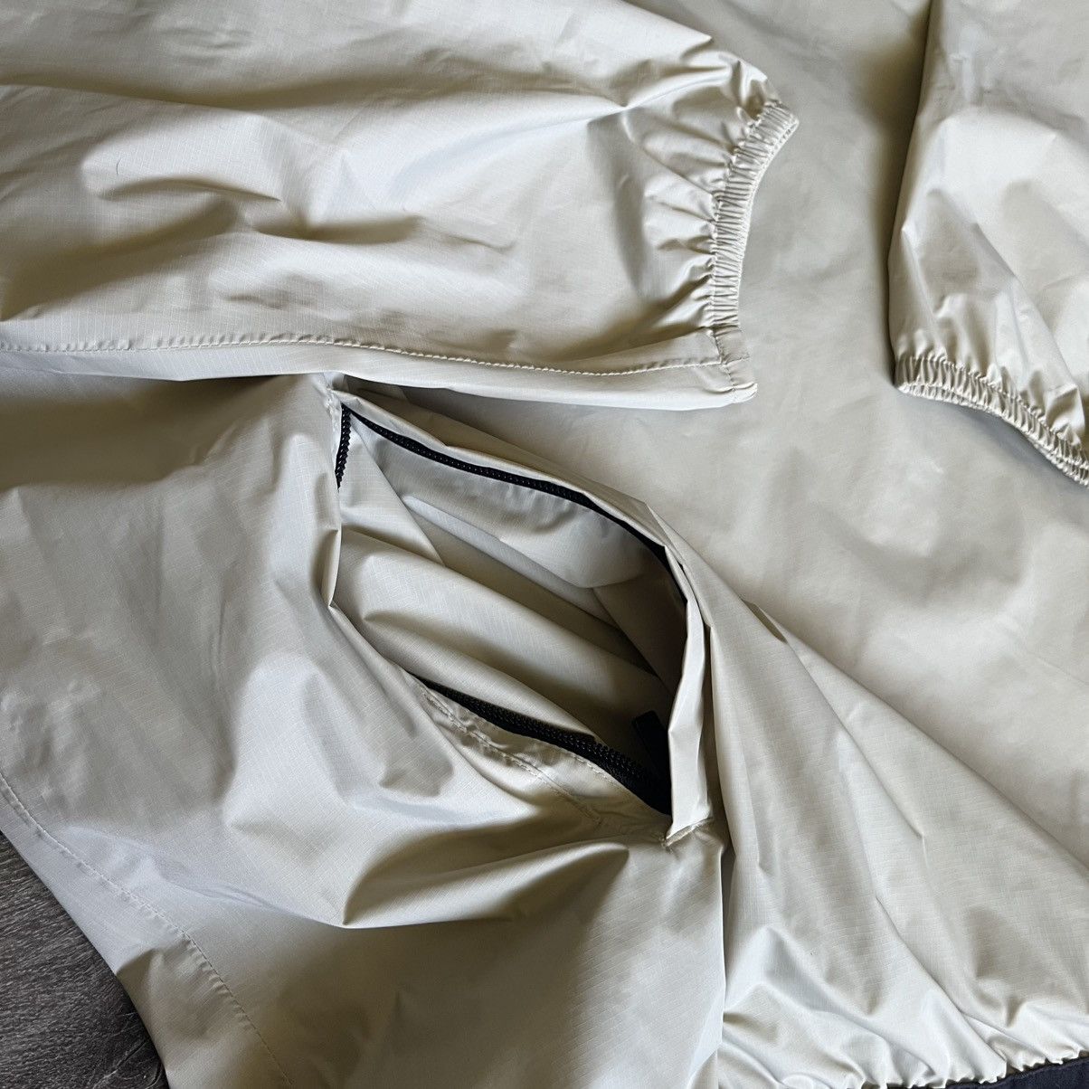 Comme des Garcons PLAY × K-Way Comme des Garcons Play K Way Full Zip Packable Jacket Beige Size US XXL / EU 58 / 5 - 7 Thumbnail