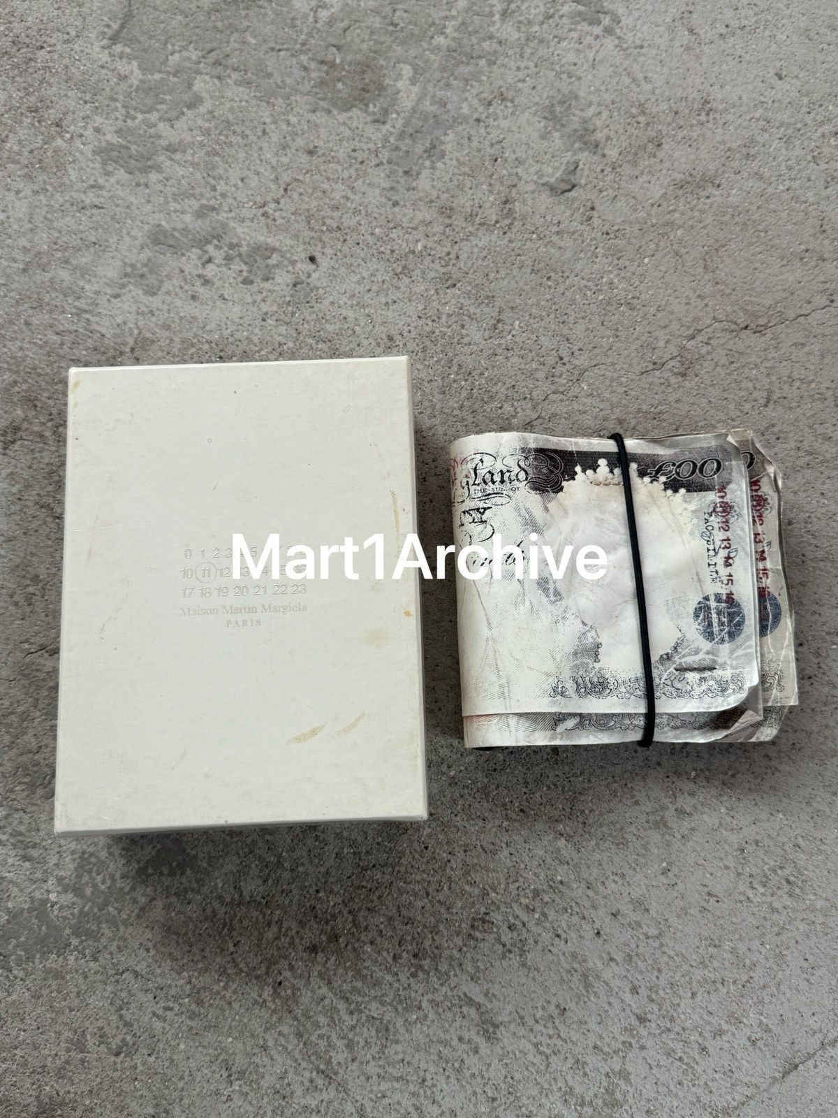 Maison Margiela Maison Martin Margiela 08SS Pound Bill Bifold Wallet Size ONE SIZE - 1 Thumbnail