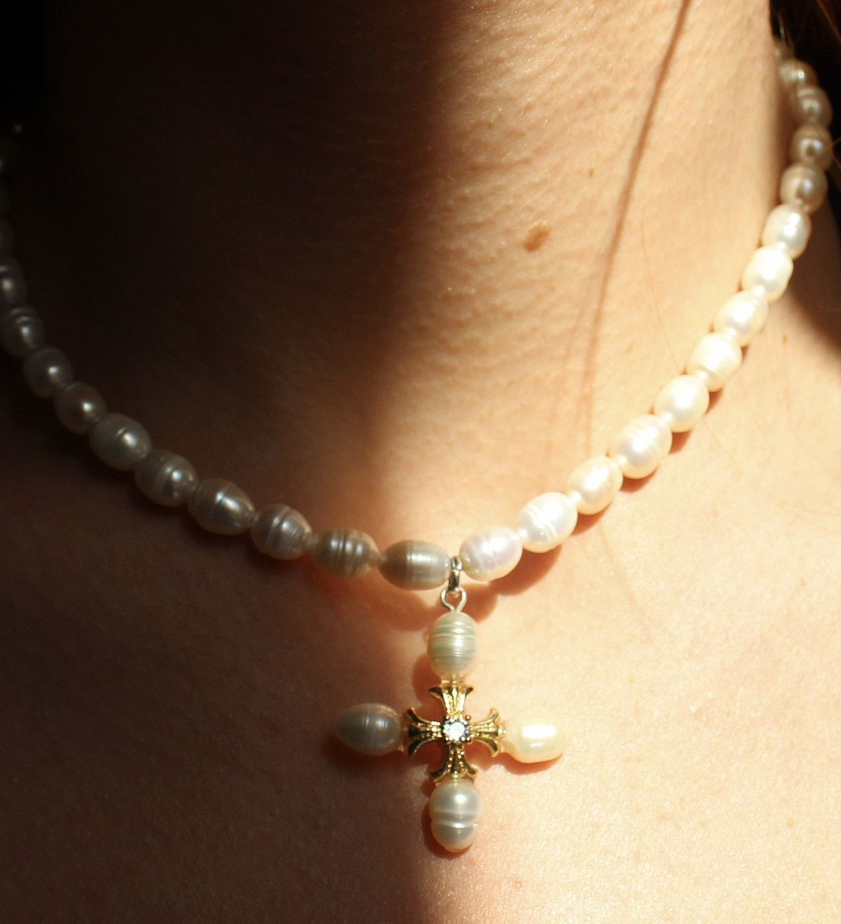 Other Vintage Freshwater Pearl Cross Necklace – Gold-Tone Pendant Size ONE SIZE - 1 Thumbnail
