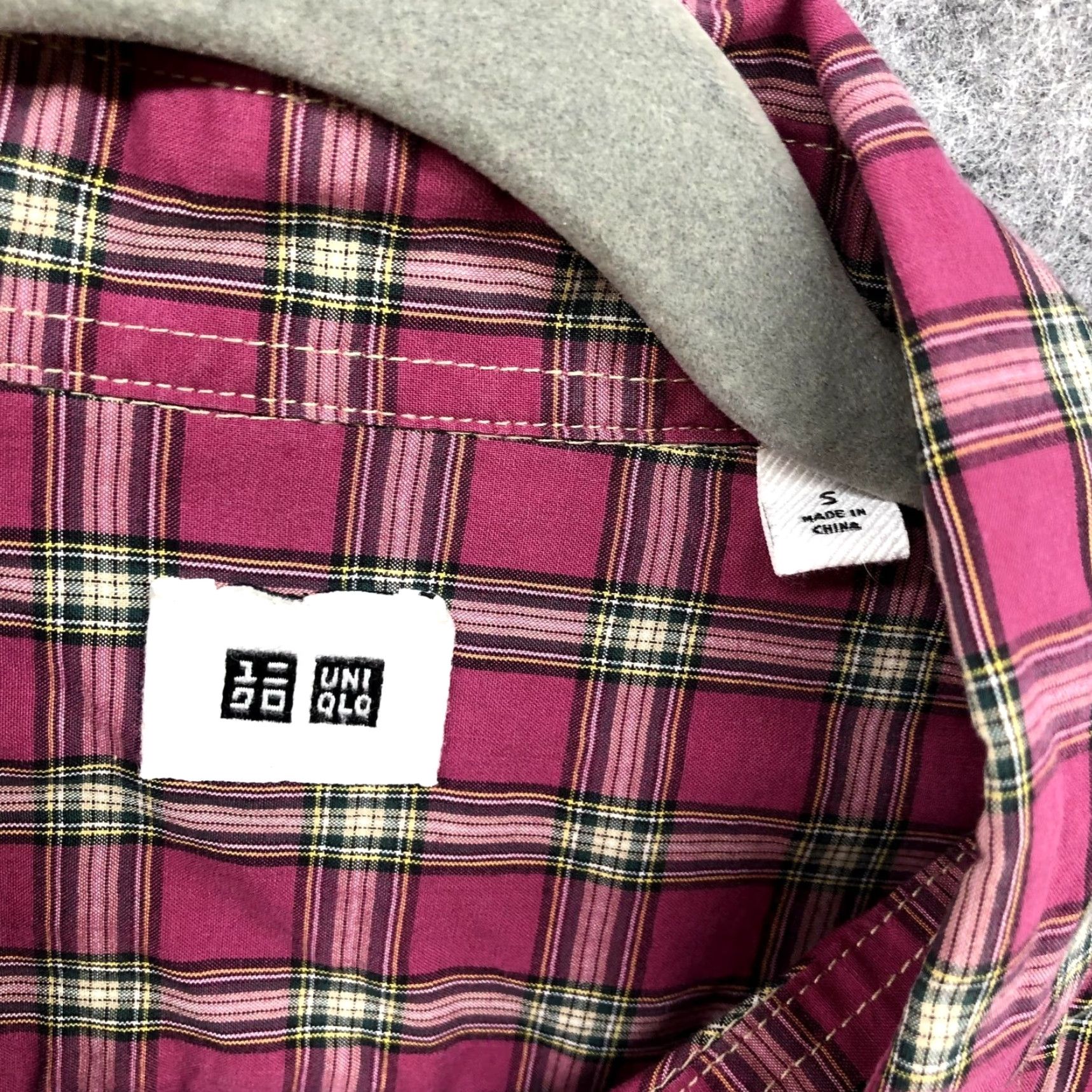 Uniqlo VINTAGE Uniqlo Shirt Mens S Pink Plaid Button-Down Long Sleeve Cotton Regular Size US S / EU 44-46 / 1 - 5 Thumbnail