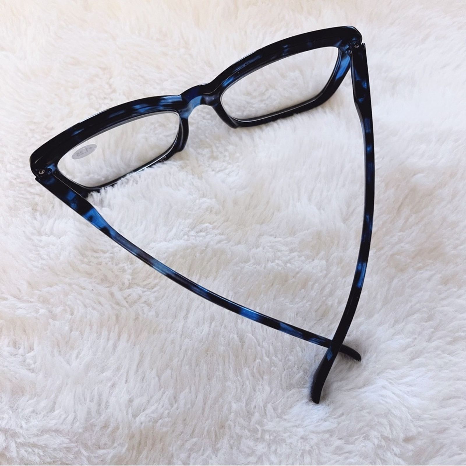 Other Leila Blue Cateye Oversized Reader Glasses Size ONE SIZE - 7 Thumbnail