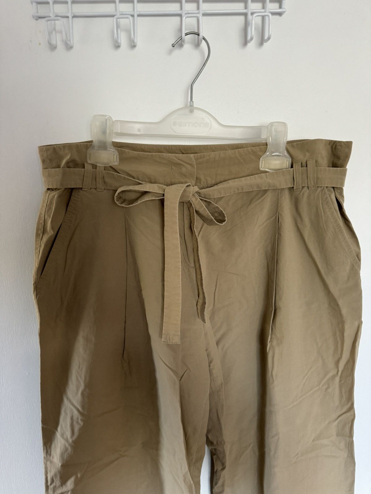 Weekend Max Mara Weekend MaxMara 10 Light Brown buckle waist straight pants Size 32" / US 10 / IT 46 - 2 Thumbnail