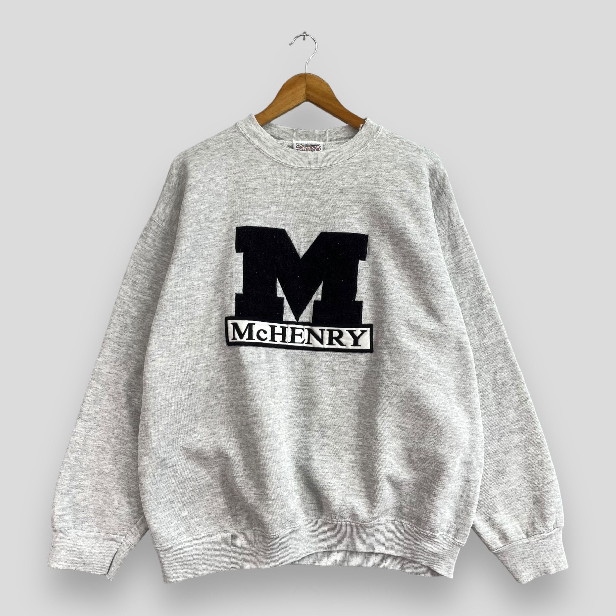 Vintage McHENRY County Spellout Embrodiery Sweatshirt