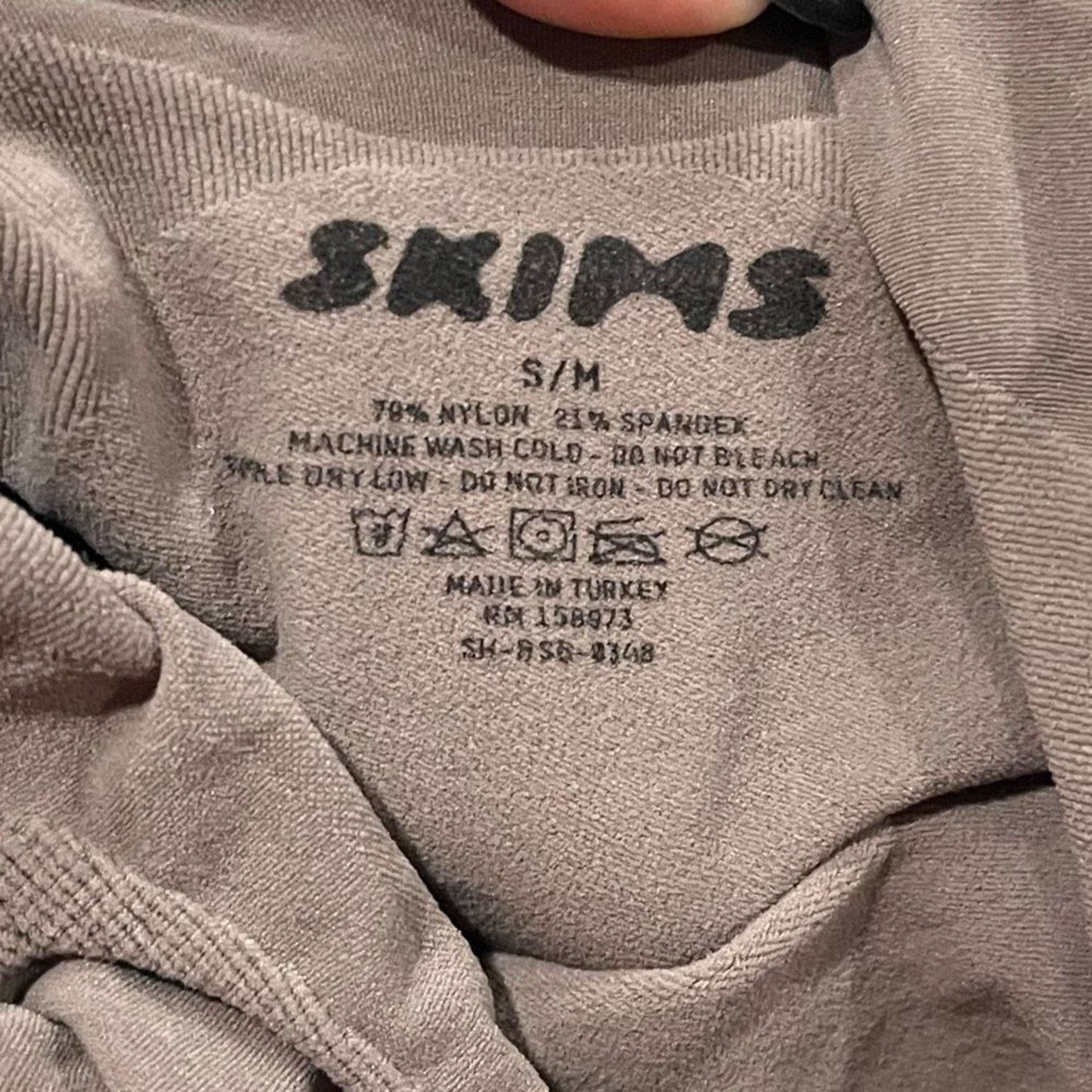 SKIMS NWOT Skims Bodysuit with Snap Button Clay Sculpting S/M Size S / US 4 / IT 40 - 2 Thumbnail