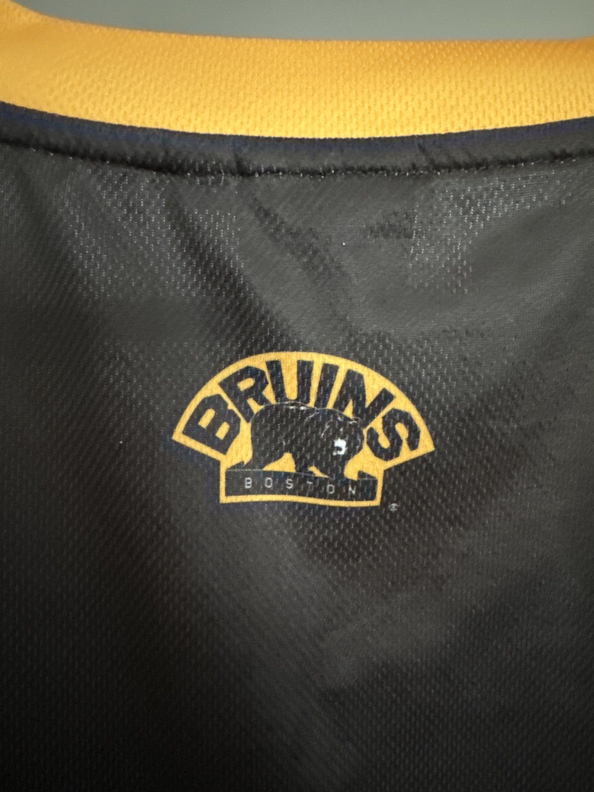 NHL Boston Bruins Basketball Jersey Size US M / EU 48-50 / 2 - 3 Thumbnail
