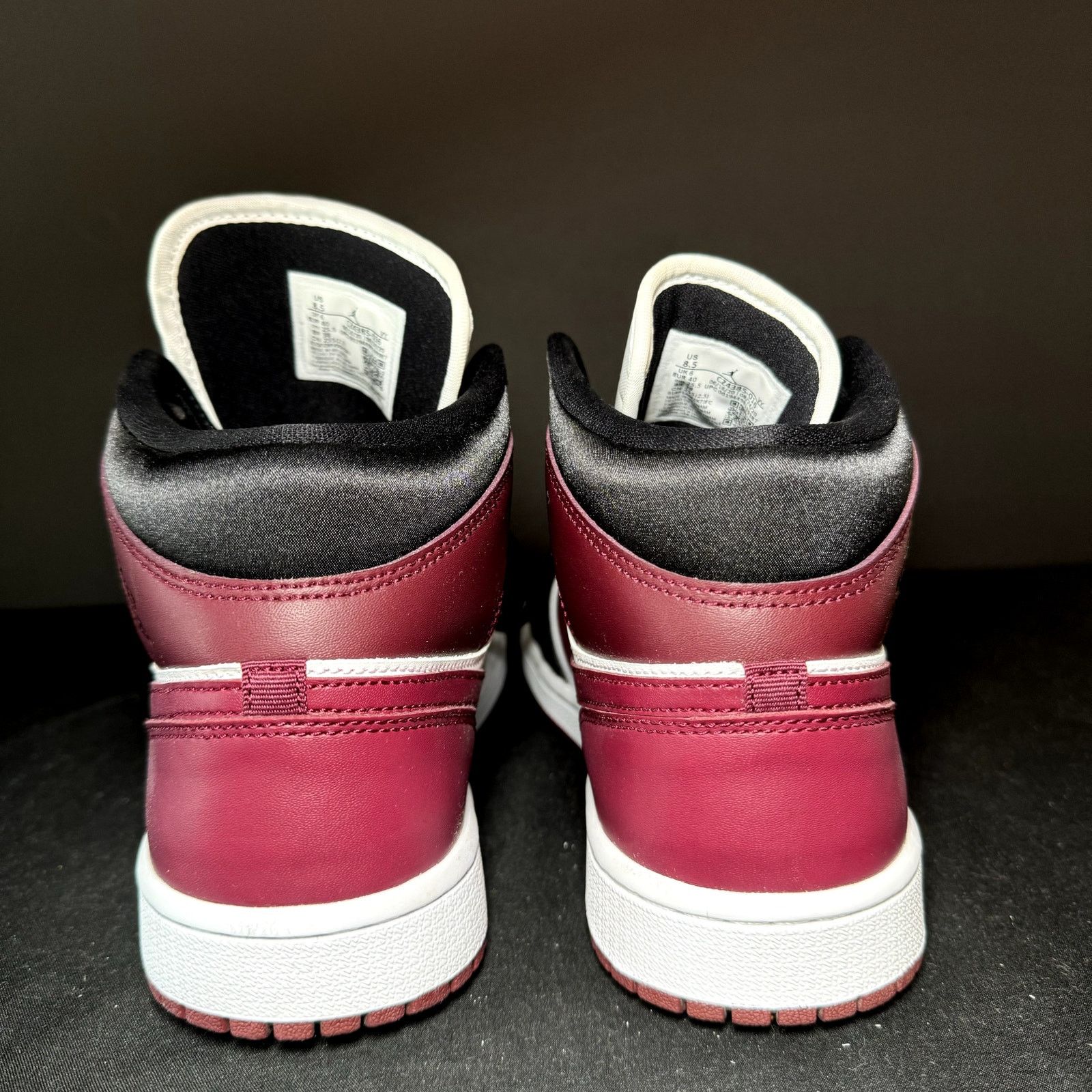 Jordan Brand × Nike Nike Air Jordan 1 Mid SE Gold Pendants Women's Shoes Size US 8.5 / IT 38.5 - 5 Thumbnail
