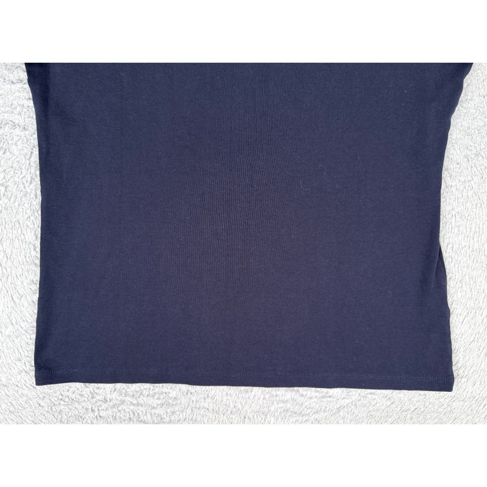 Tommy Hilfiger VINTAGE? No. Tommy Hilfiger Shirt Women Extra Large Blue V-Neck Short Sleeve 100% Cotton Knit T-Shirt XL Blue Logo Embroidered Casual Womens Size XL / US 12-14 / IT 48-50 - 5 Thumbnail