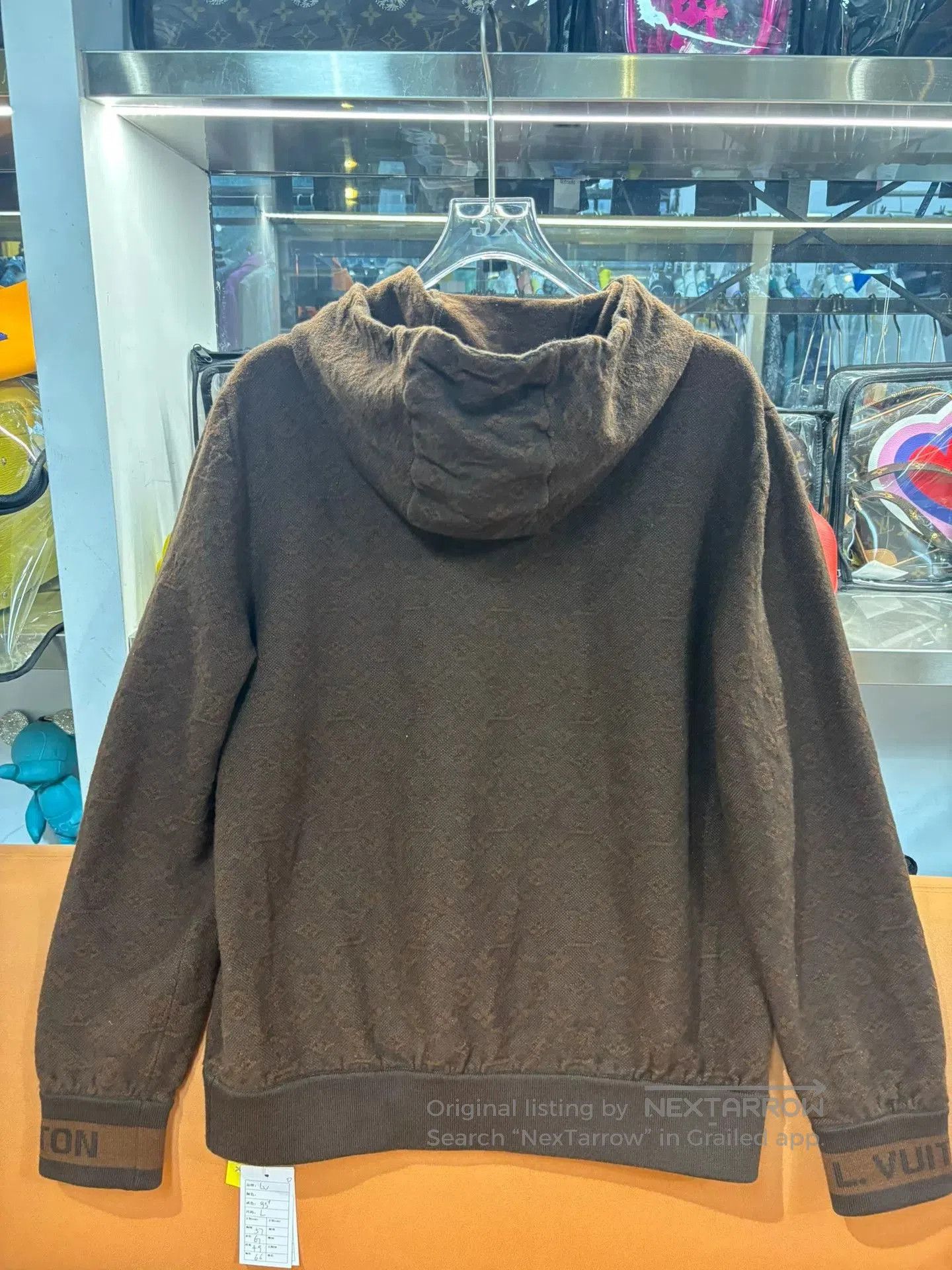 Louis Vuitton Louis Vuitton SS23 Logo Embossed Men's Sweater. Size US L / EU 52-54 / 3 - 2 Thumbnail