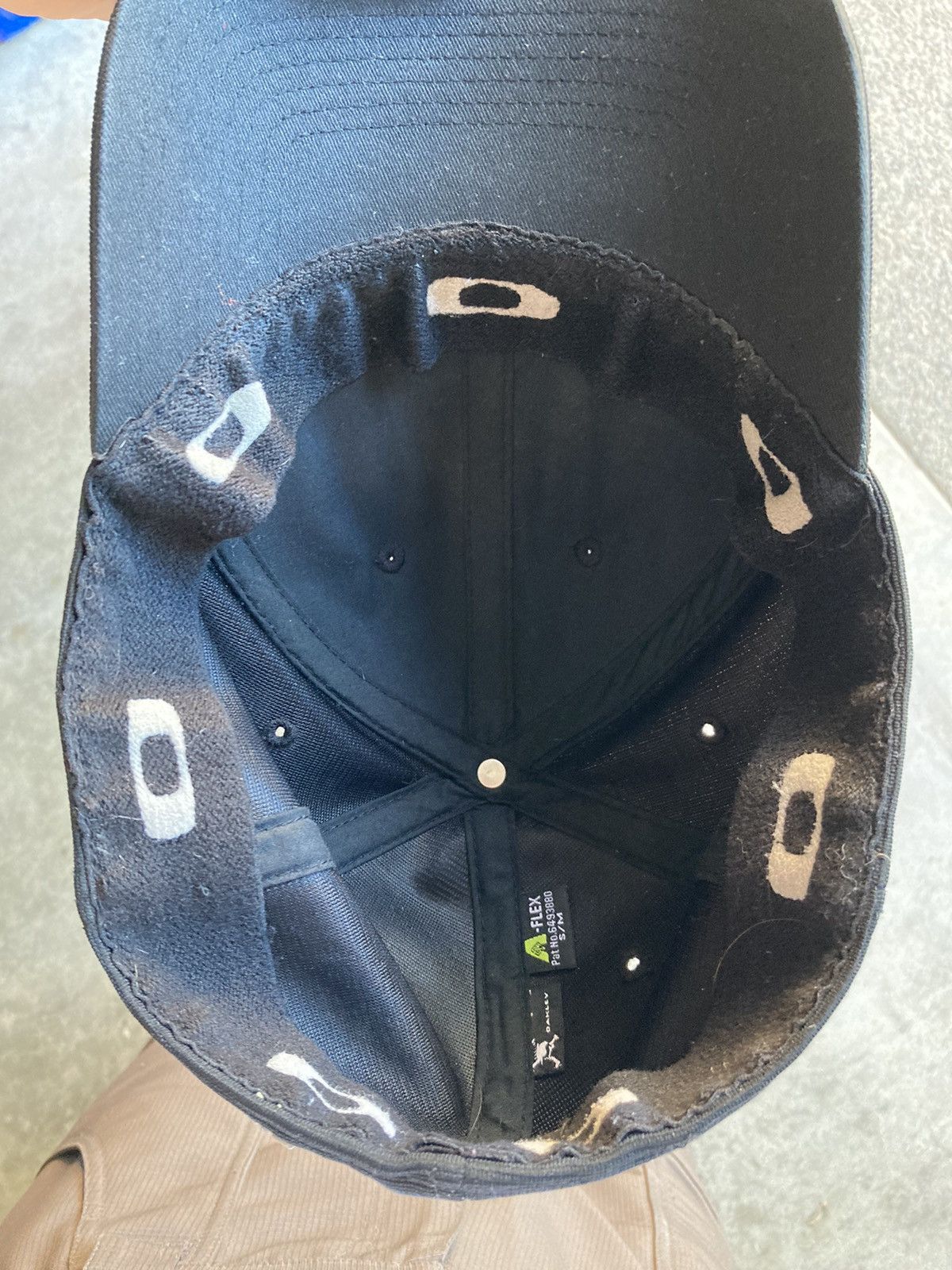 Oakley Black Y2K Oakley Hat Size ONE SIZE - 4 Thumbnail