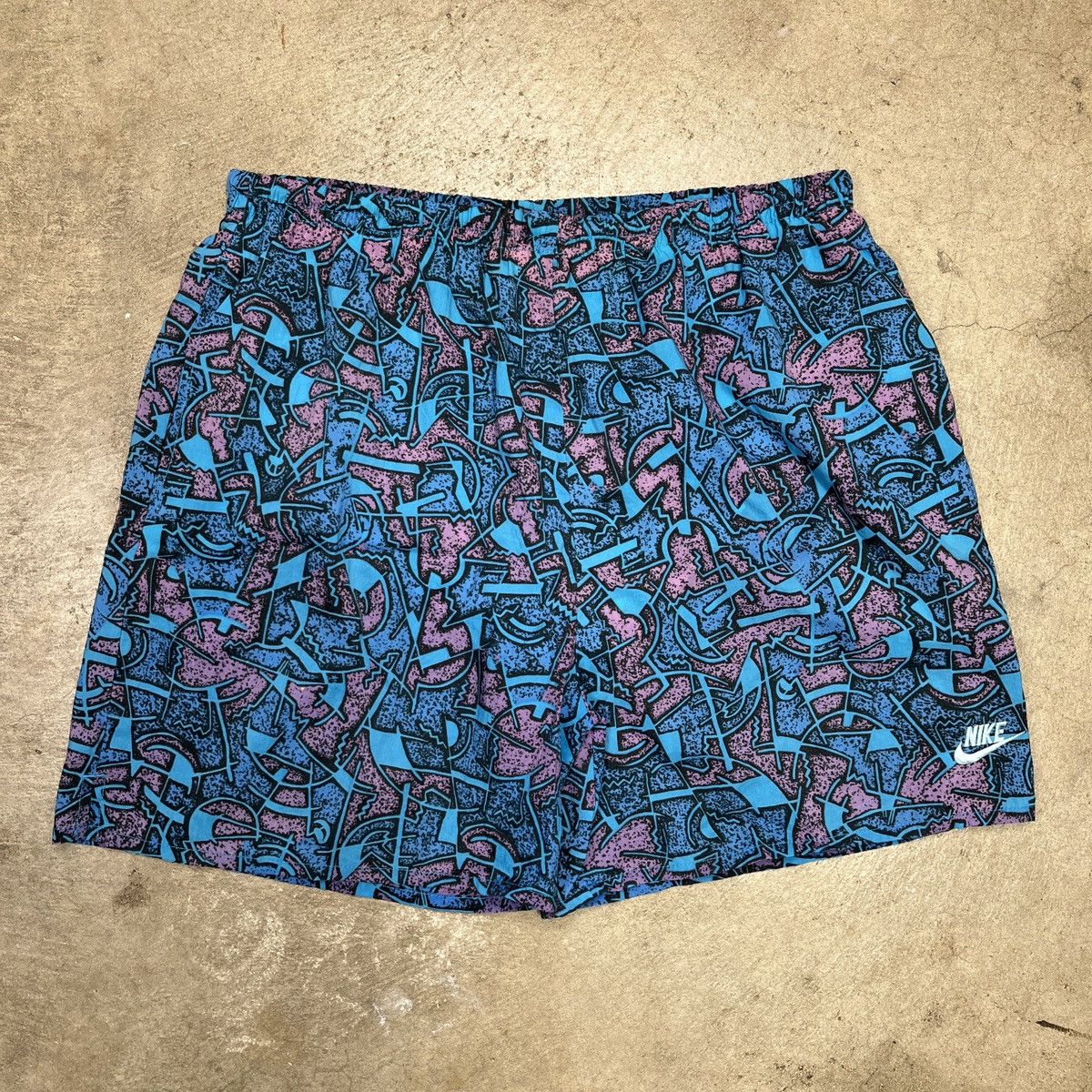 image of Nike Shorts Abstract Design Swim Trunks Large in Blue, Men's (Size 34)