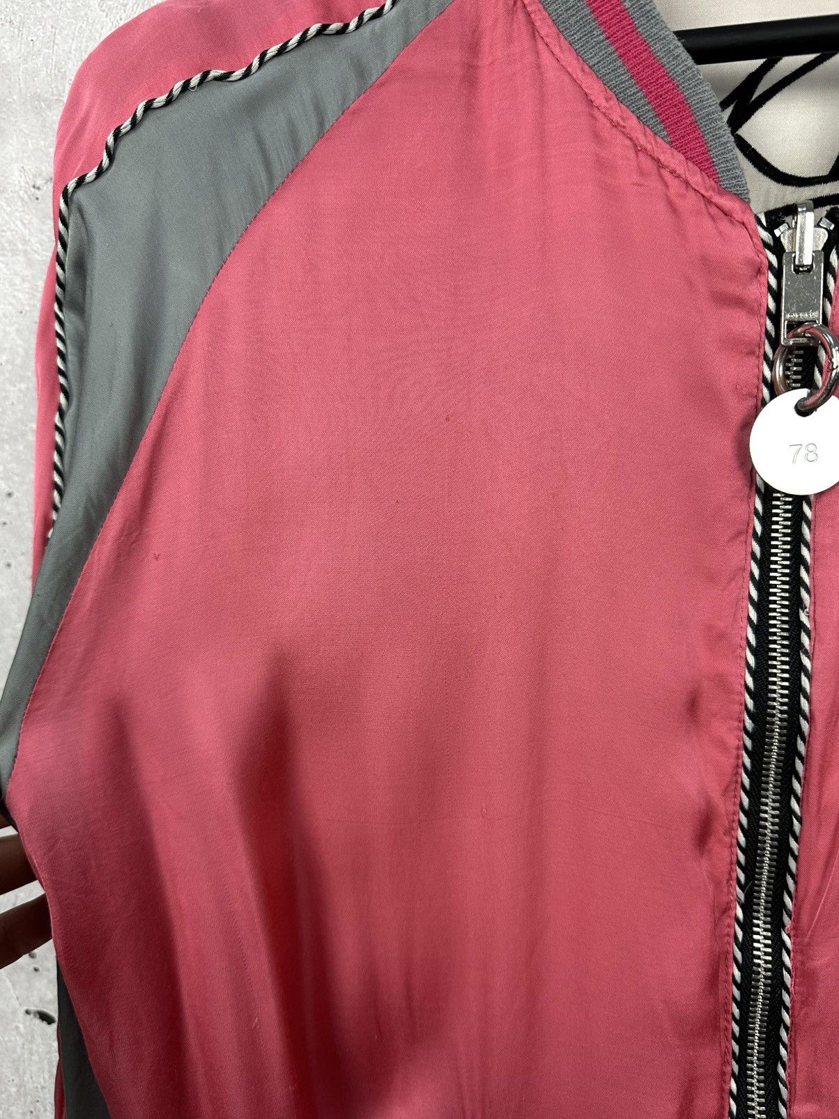 Diesel × Japanese Brand × Vintage Diesel Japanese Style Viscose Reversible Zip Women’s Bomber Size S / US 4 / IT 40 - 17 Thumbnail