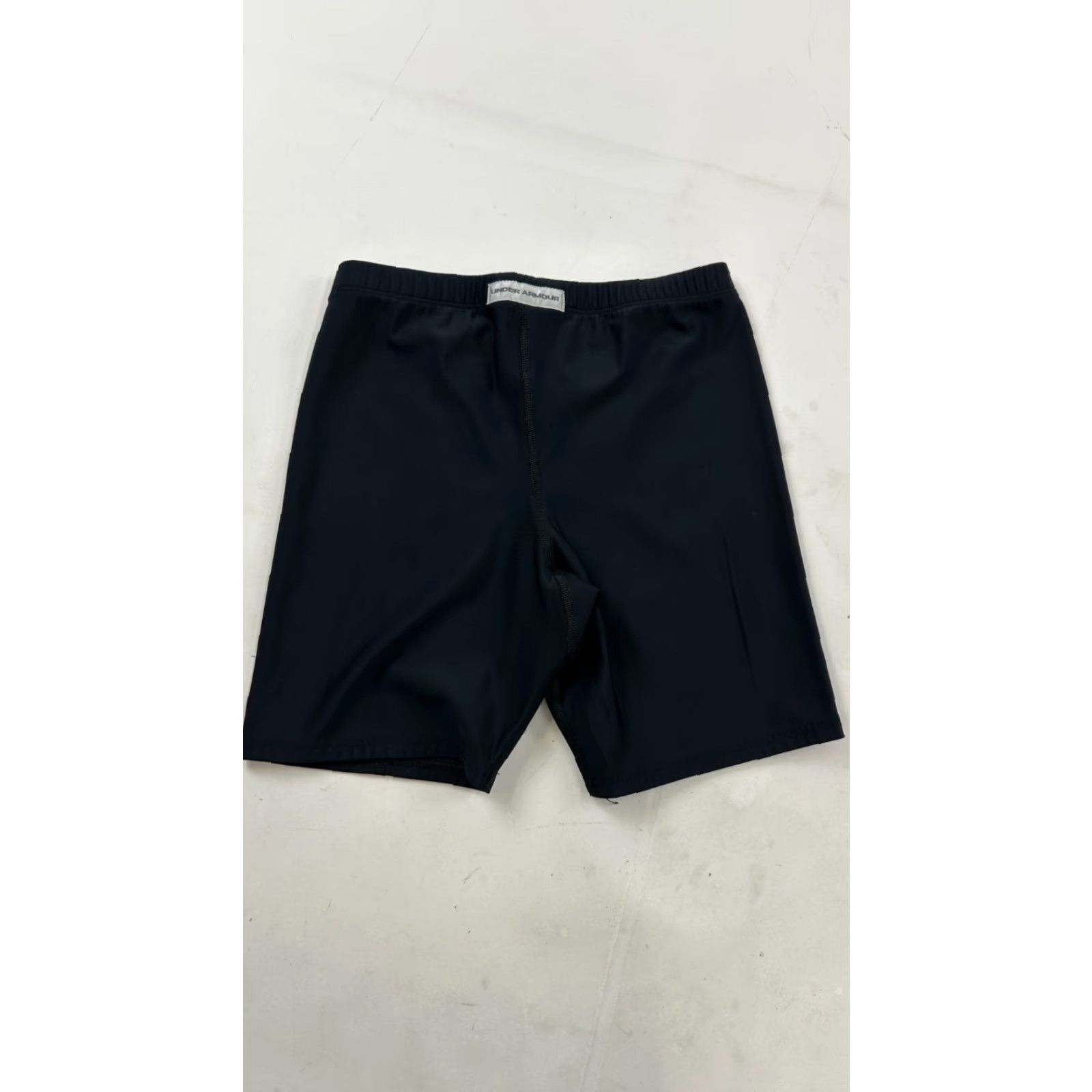 Under Armour Under Armour Shorts Womens Small Black Compression Elastic Waistband Athletic Sports Size 42" / US 20 - 2 Thumbnail
