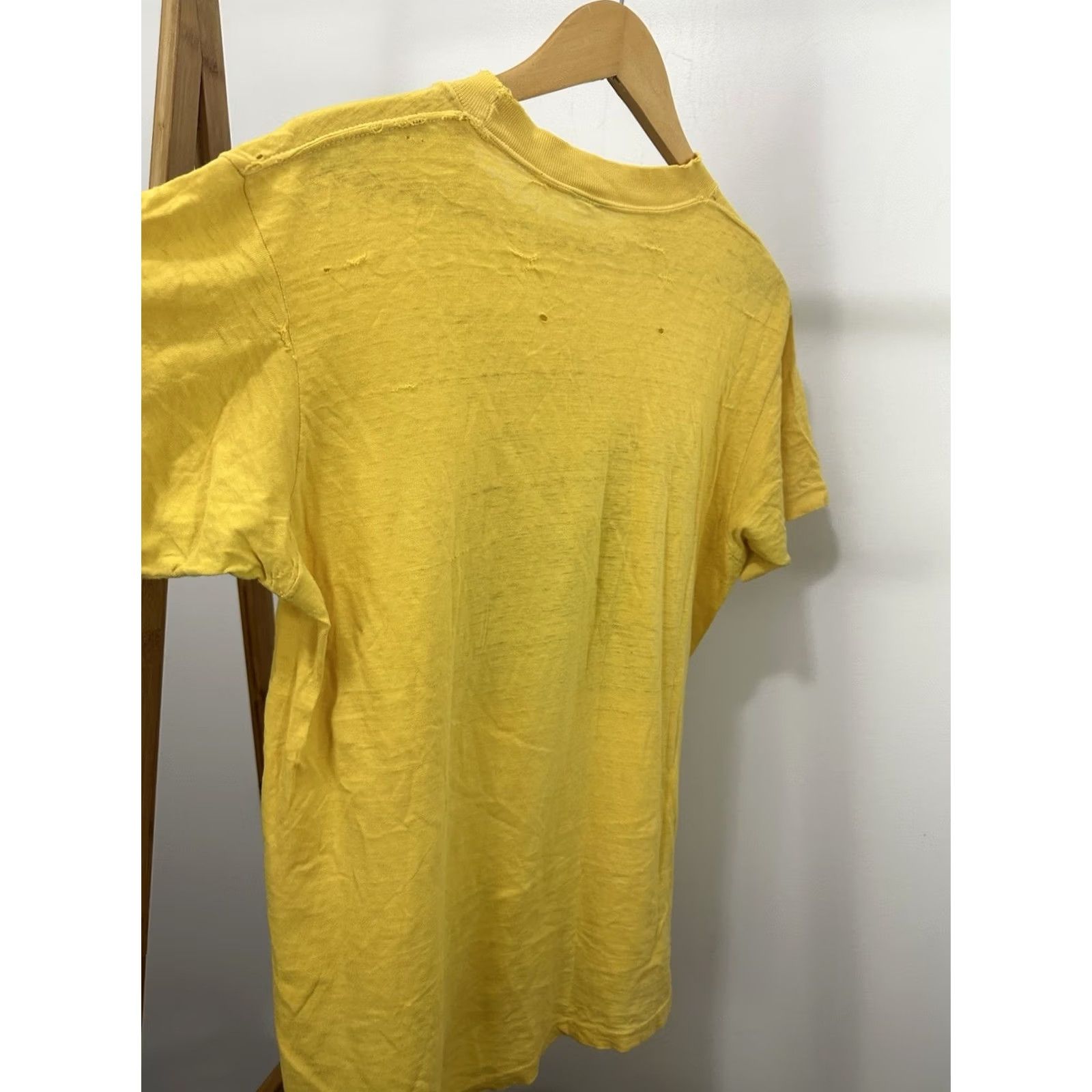 Vintage VTG 70s Traffic When the Eagle Flies Band Tour Worn Distressed T-Shirt XL Men Yellow Size US XL / EU 56 / 4 - 7 Thumbnail