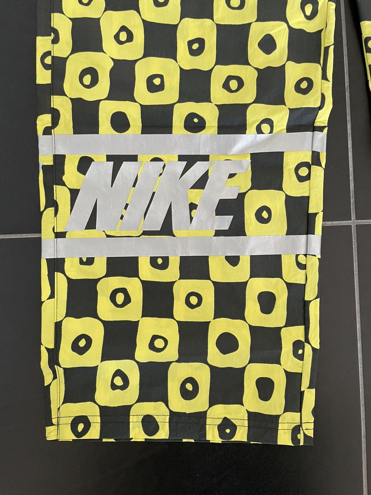 Cactus Plant Flea Market × Nike Nike x Cactus Plant Flea Market Waffle Pants Yellow Black Size US 32 / EU 48 - 3 Thumbnail