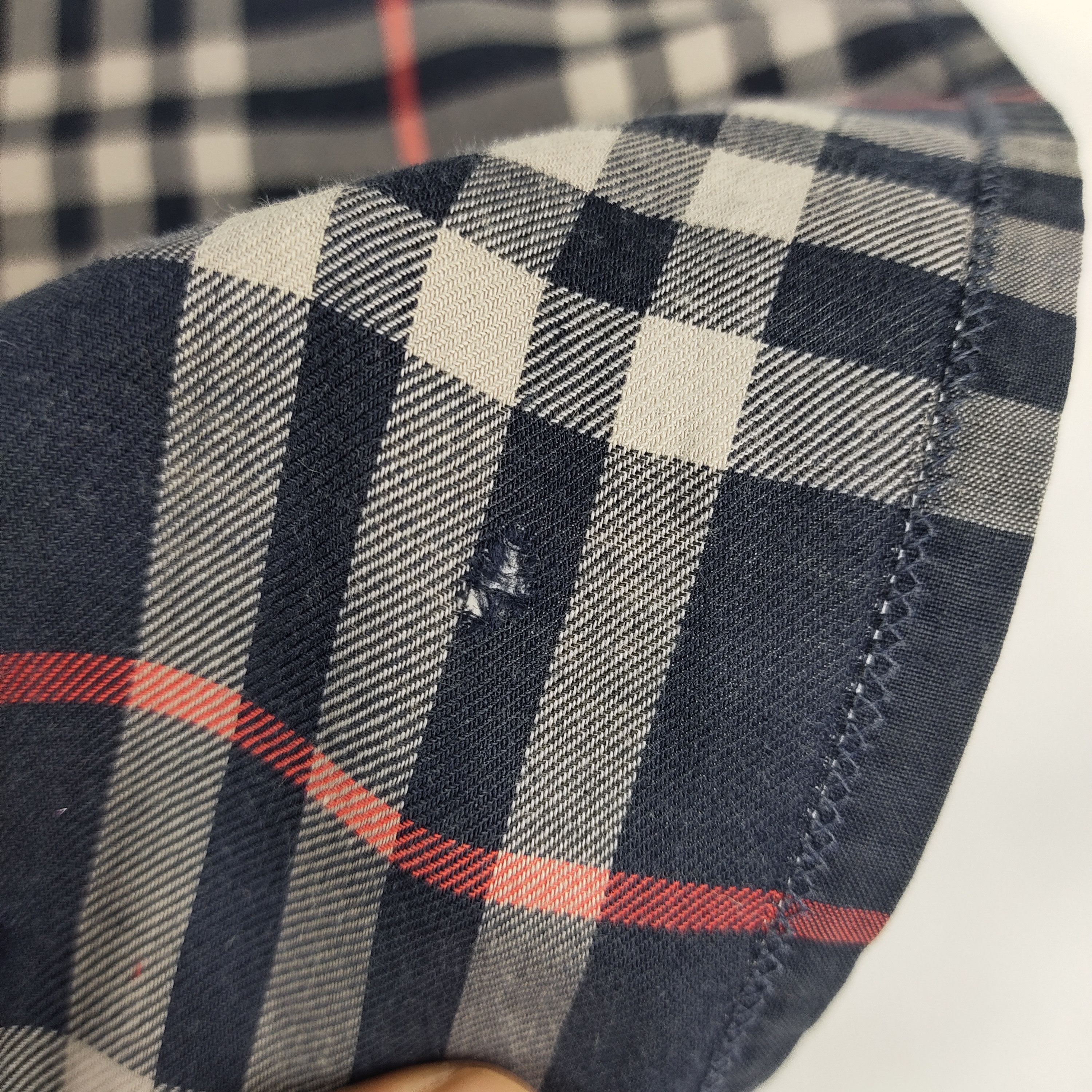 Burberry × Vintage Burberry Handkerchief / Neckerchief / Bandana FZ153 Size ONE SIZE - 6 Thumbnail