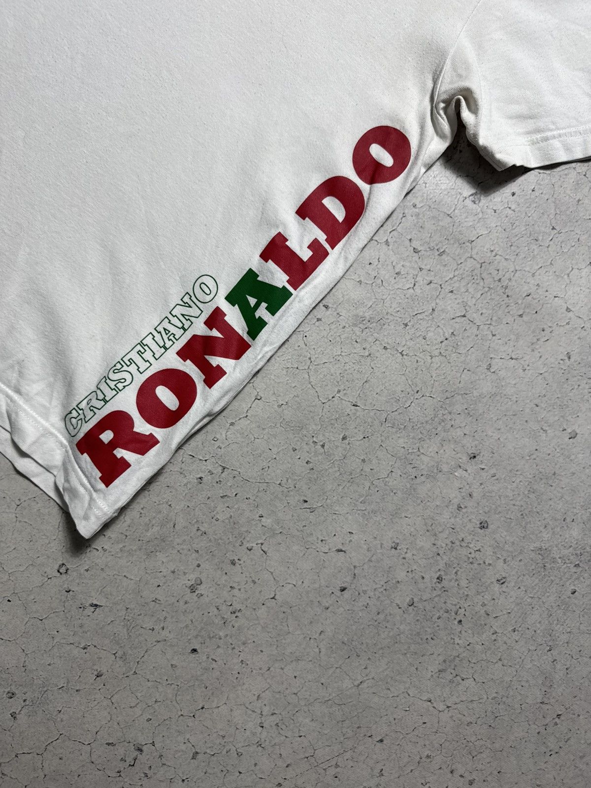Nike Nike Portugal Team #17 Ronaldo Vintage Football Shirt Size US M / EU 48-50 / 2 - 4 Thumbnail