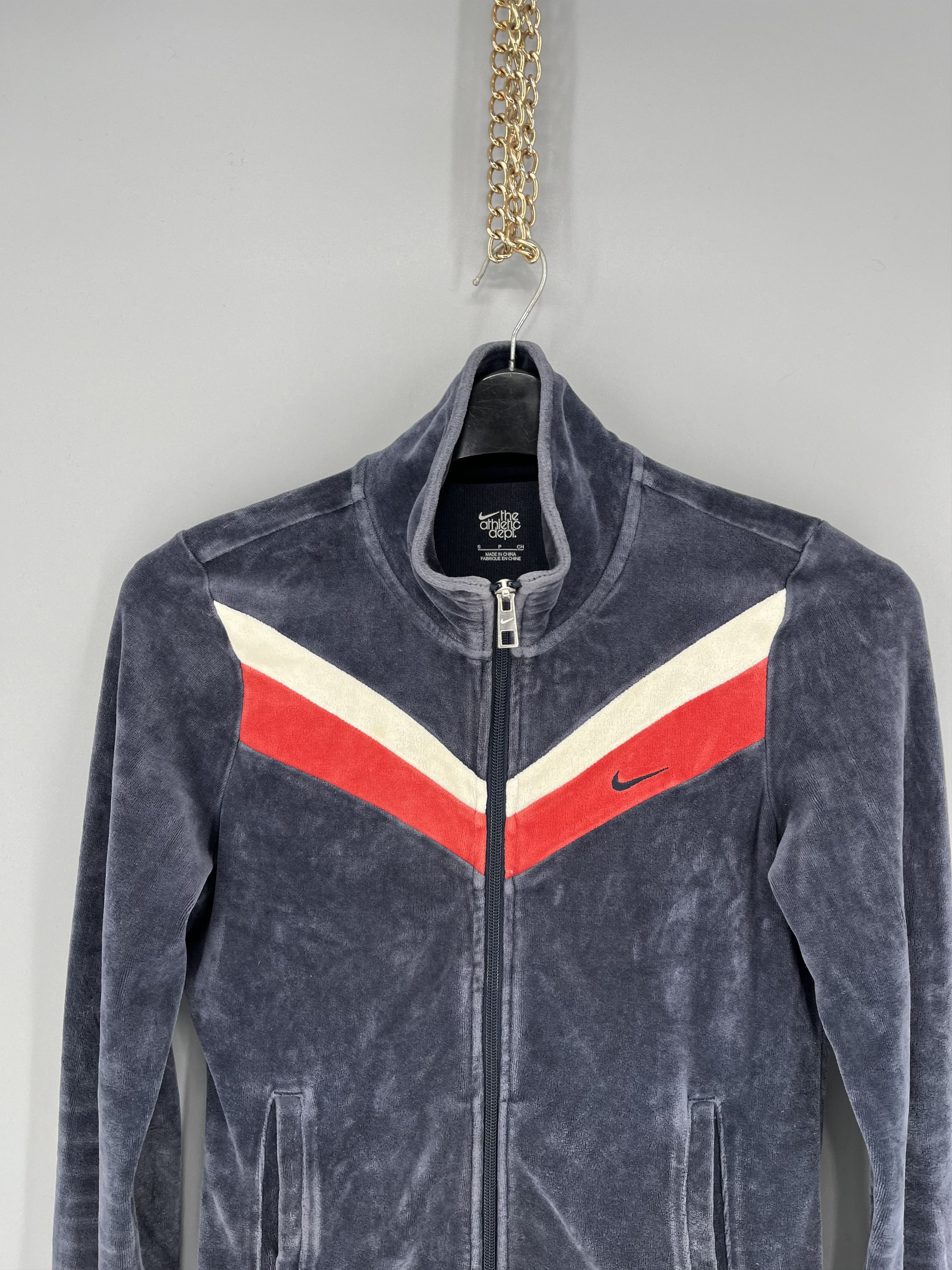 Nike Vintage Y2K Nike Big Logo Swoosh Hoodie Streetwear 90s Style Size S / US 4 / IT 40 - 6 Thumbnail