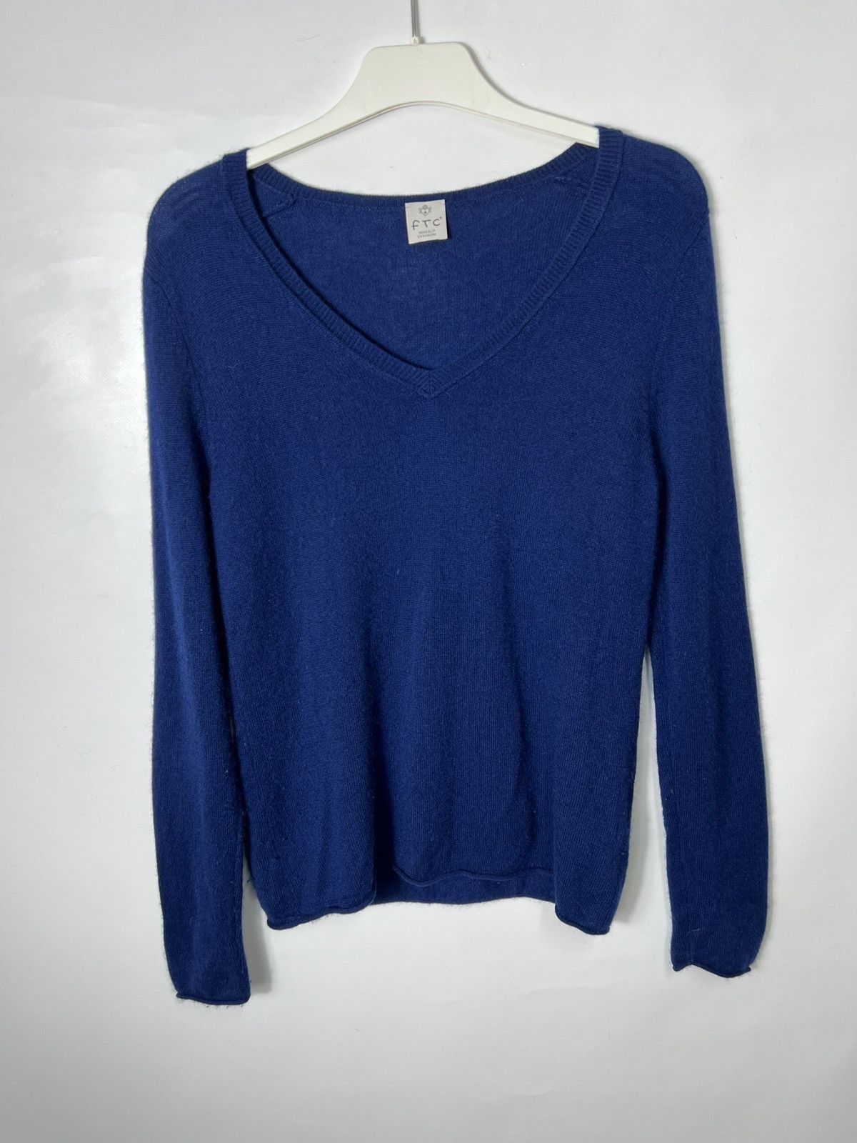 Vintage luxury designer FTC Cashmere Sweater Size M