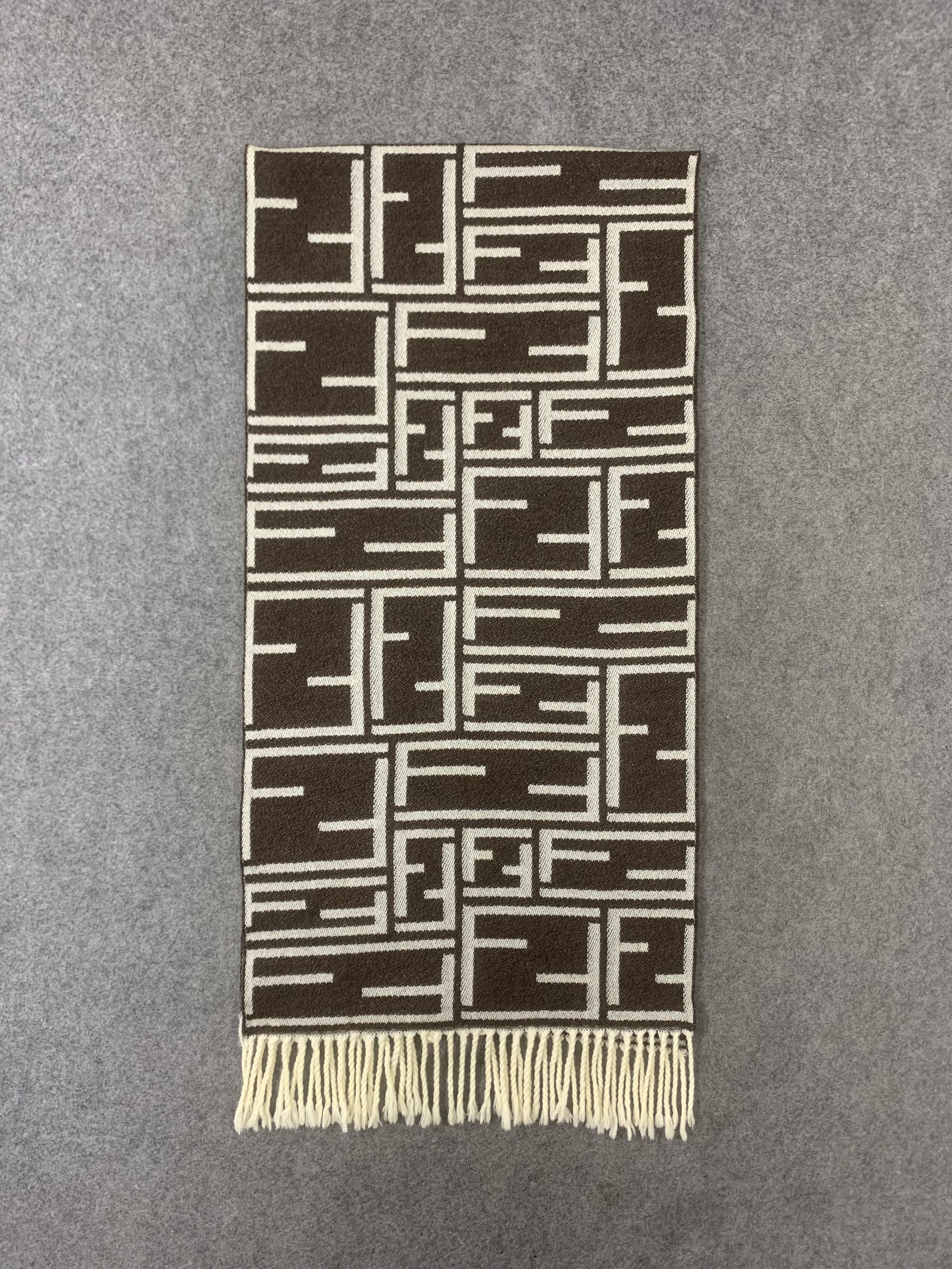 Fendi Fendi Scarf Wool Muffler Neck Wrap BL9265 Size ONE SIZE - 3 Thumbnail