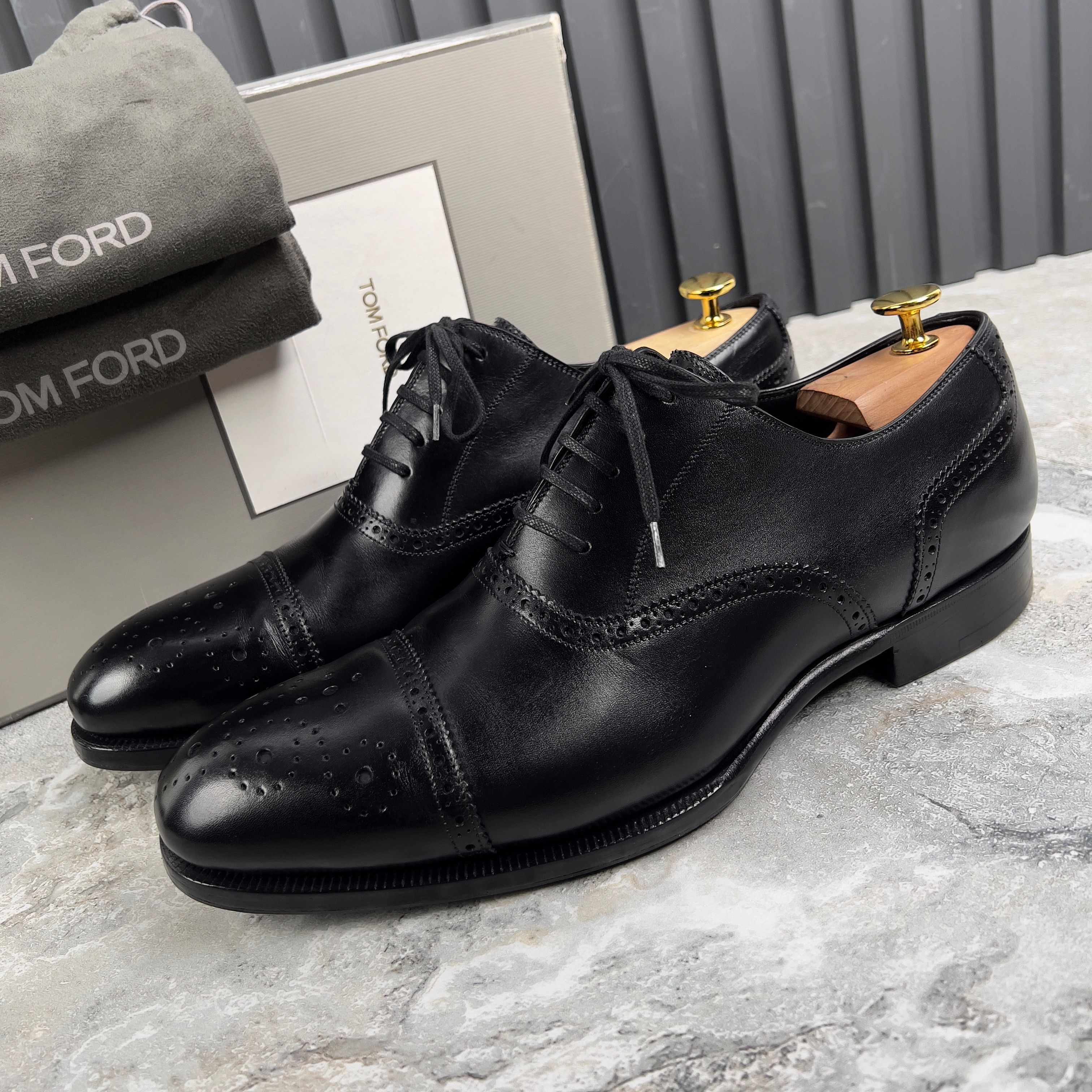 Tom Ford Claydon Austin Cap Toe Oxfords Brogue Leather